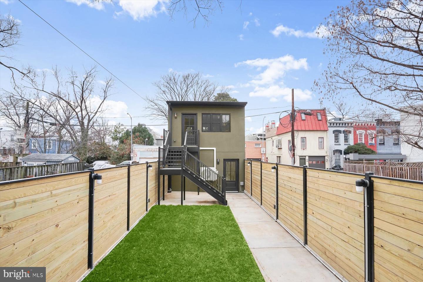 235 12TH ST SE, WASHINGTON, District Of Columbia 20003, 4 Bedrooms Bedrooms, ,3 BathroomsBathrooms,Residential,For sale,235 12TH ST SE,DCDC2240380 MLS # DCDC2240380