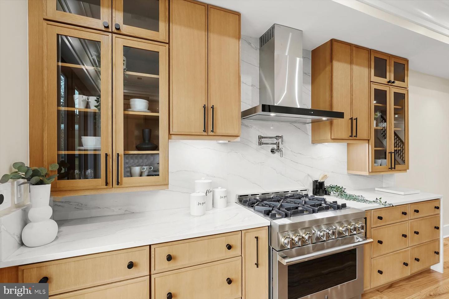 235 12TH ST SE, WASHINGTON, District Of Columbia 20003, 4 Bedrooms Bedrooms, ,3 BathroomsBathrooms,Residential,For sale,235 12TH ST SE,DCDC2240380 MLS # DCDC2240380