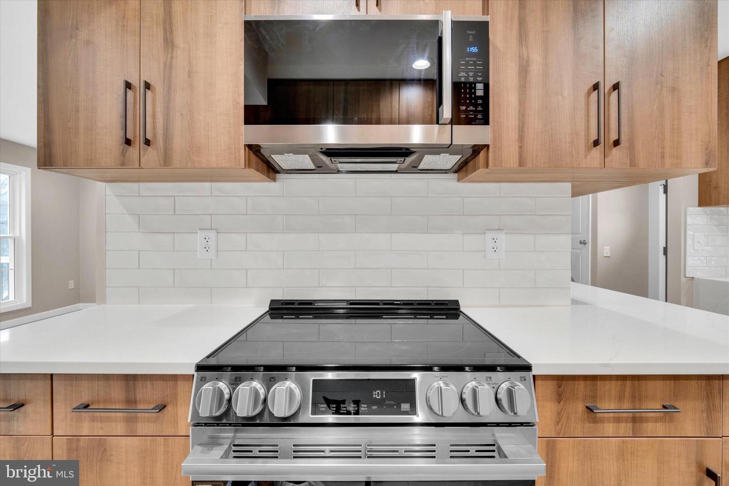 10135 SASSAFRAS WOODS CT, BURKE, Virginia 22015, 3 Bedrooms Bedrooms, ,3 BathroomsBathrooms,Residential,For sale,10135 SASSAFRAS WOODS CT,VAFX2284786 MLS # VAFX2284786