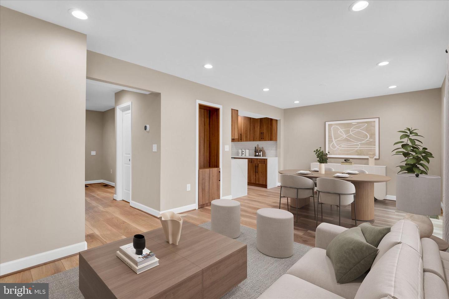 10135 SASSAFRAS WOODS CT, BURKE, Virginia 22015, 3 Bedrooms Bedrooms, ,3 BathroomsBathrooms,Residential,For sale,10135 SASSAFRAS WOODS CT,VAFX2284786 MLS # VAFX2284786