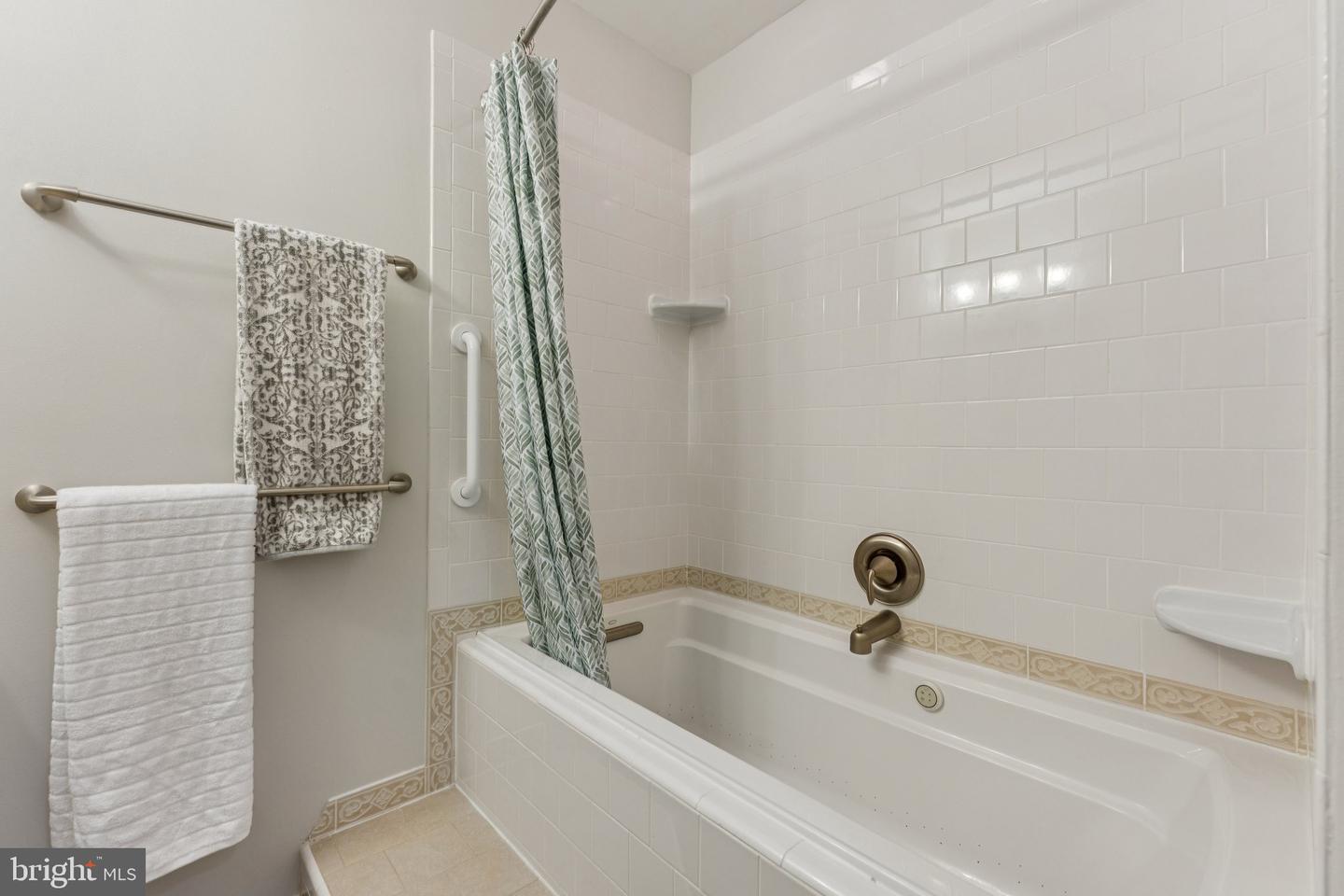 1001 N VERMONT ST #108, ARLINGTON, Virginia 22201, 2 Bedrooms Bedrooms, ,2 BathroomsBathrooms,Residential,For sale,1001 N VERMONT ST #108,VAAR2067520 MLS # VAAR2067520