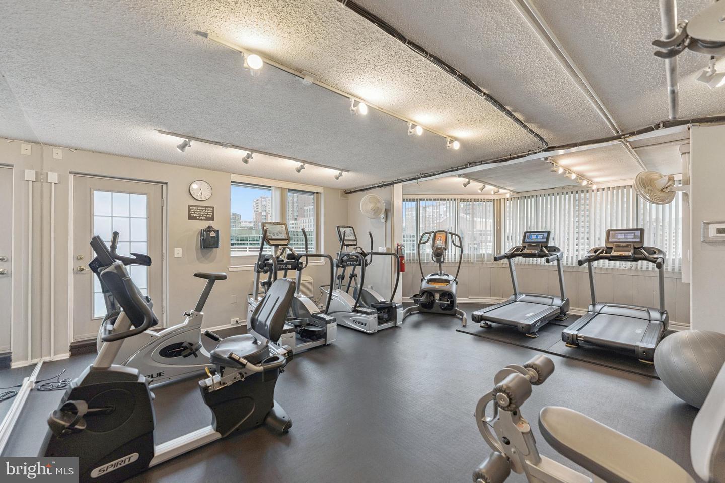 1001 N VERMONT ST #108, ARLINGTON, Virginia 22201, 2 Bedrooms Bedrooms, ,2 BathroomsBathrooms,Residential,For sale,1001 N VERMONT ST #108,VAAR2067520 MLS # VAAR2067520