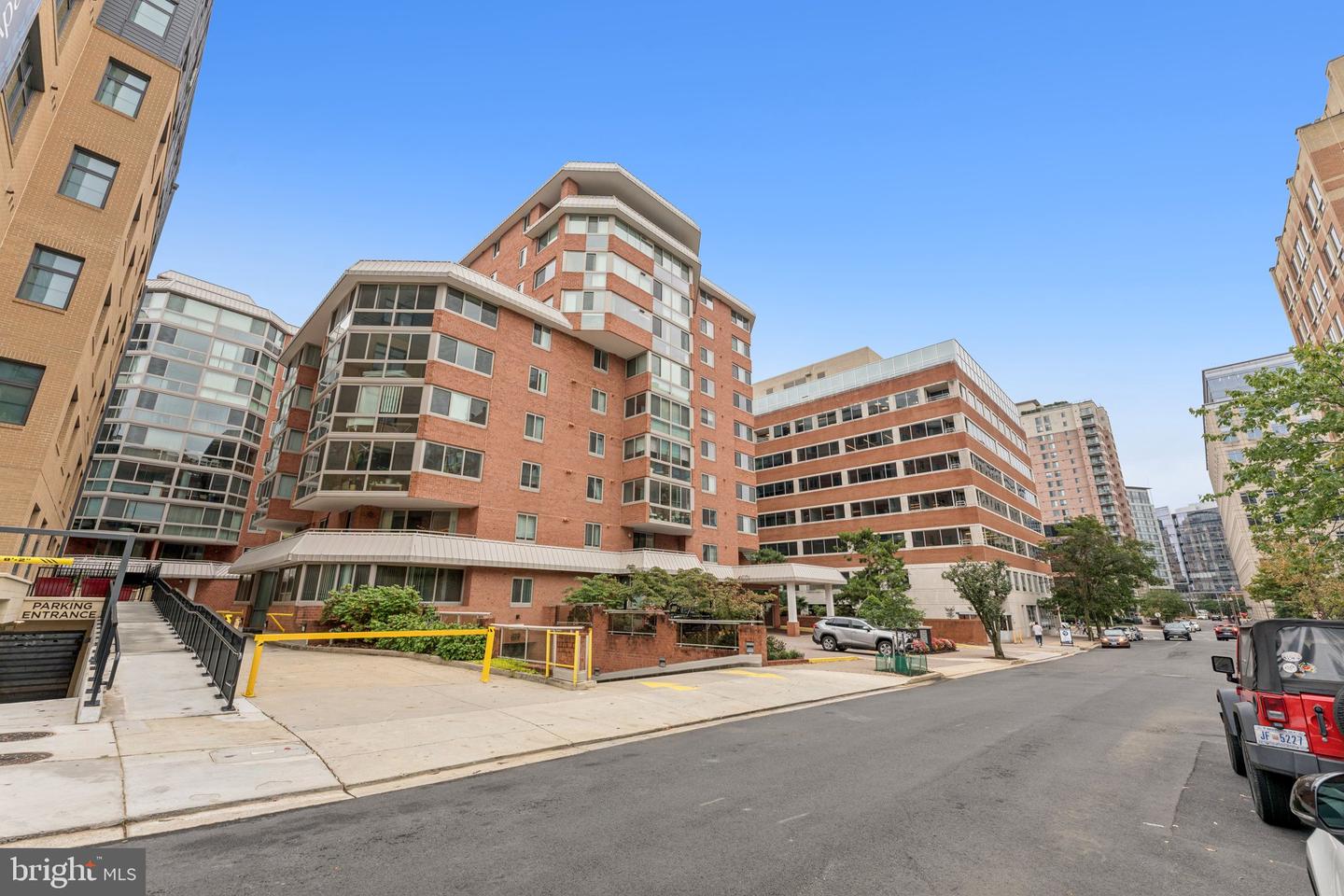 1001 N VERMONT ST #108, ARLINGTON, Virginia 22201, 2 Bedrooms Bedrooms, ,2 BathroomsBathrooms,Residential,For sale,1001 N VERMONT ST #108,VAAR2067520 MLS # VAAR2067520