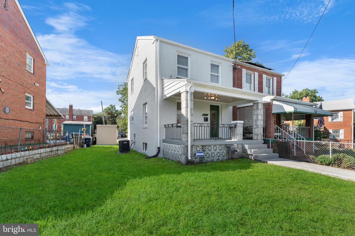 1811 T PL SE, WASHINGTON, District Of Columbia 20020, 3 Bedrooms Bedrooms, ,2 BathroomsBathrooms,Residential,For sale,1811 T PL SE,DCDC2240476 MLS # DCDC2240476 1811 T PL SE, WASHINGTON, District Of Columbia 20020, 3 Bedrooms Bedrooms, ,2 BathroomsBathrooms,Residential,For sale,1811 T PL SE,DCDC2240476 MLS # DCDC2240476