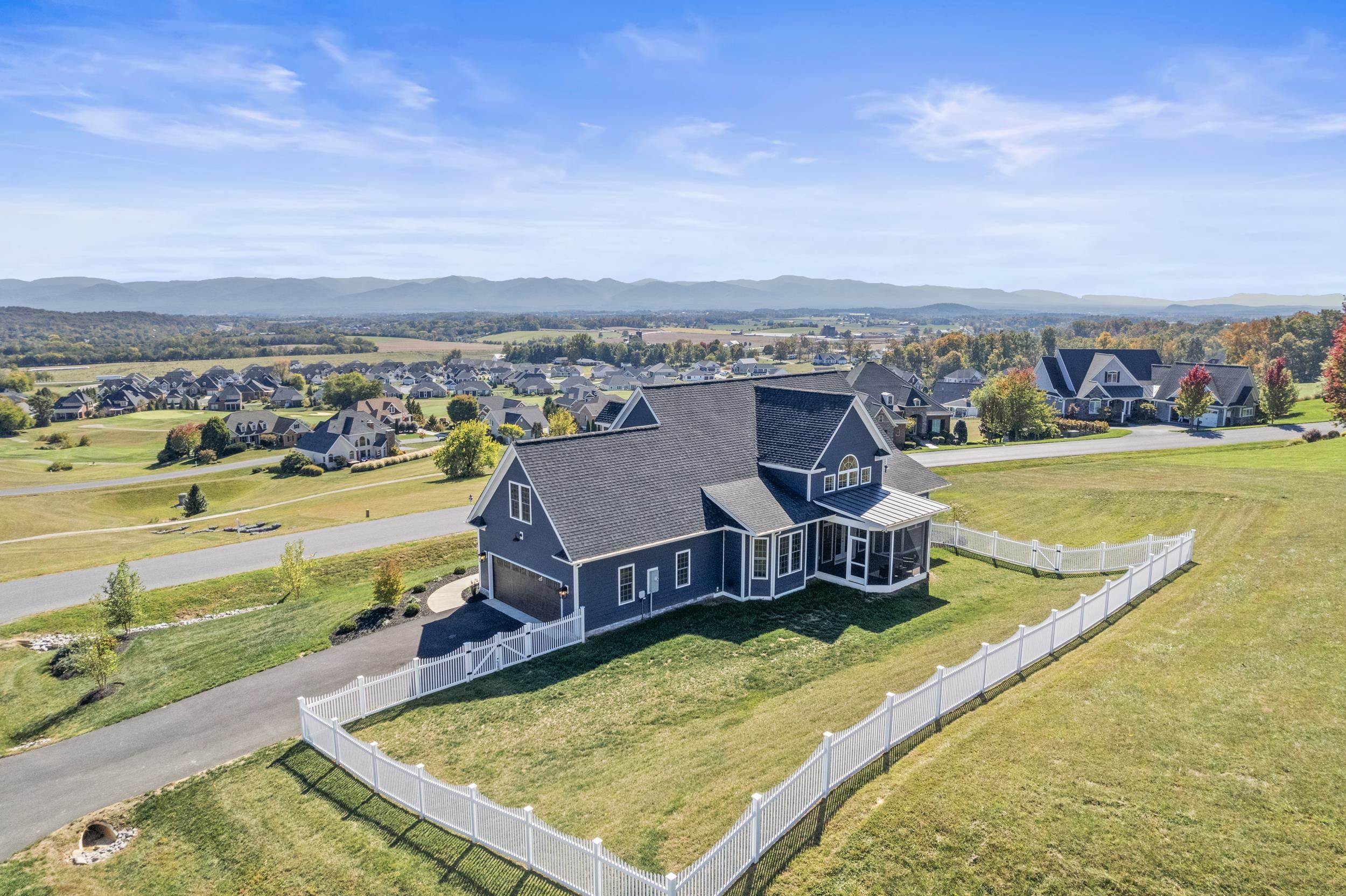 115 FLYNTSHIRE PL, ROCKINGHAM, Virginia 22801, 4 Bedrooms Bedrooms, ,2 BathroomsBathrooms,Residential,115 FLYNTSHIRE PL,670208 MLS # 670208