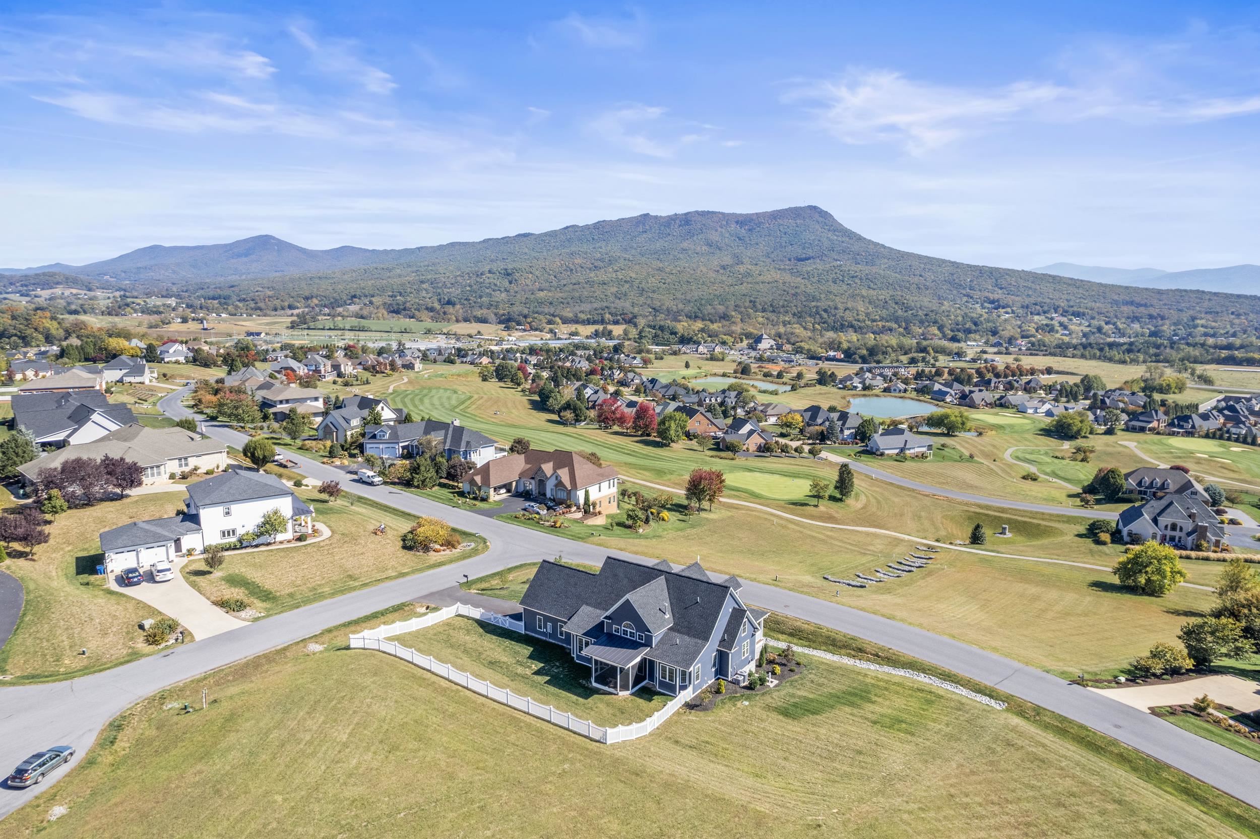 115 FLYNTSHIRE PL, ROCKINGHAM, Virginia 22801, 4 Bedrooms Bedrooms, ,2 BathroomsBathrooms,Residential,115 FLYNTSHIRE PL,670208 MLS # 670208