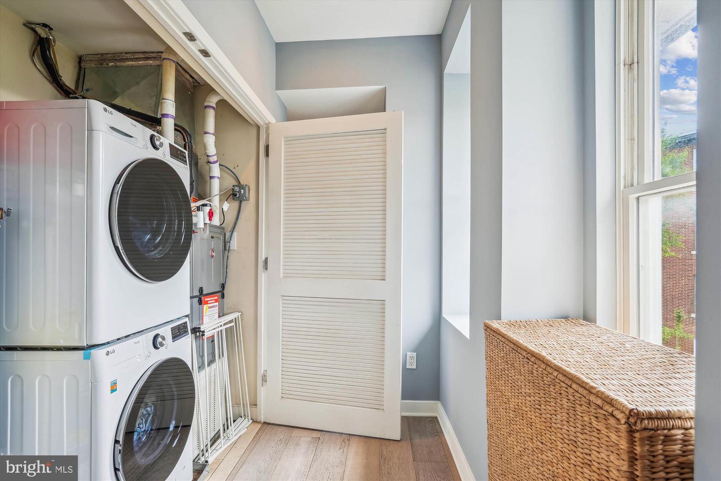 3240 HIATT PL NW #4, WASHINGTON, District Of Columbia 20010, 2 Bedrooms Bedrooms, ,2 BathroomsBathrooms,Residential,For sale,3240 HIATT PL NW #4,DCDC2240484 MLS # DCDC2240484