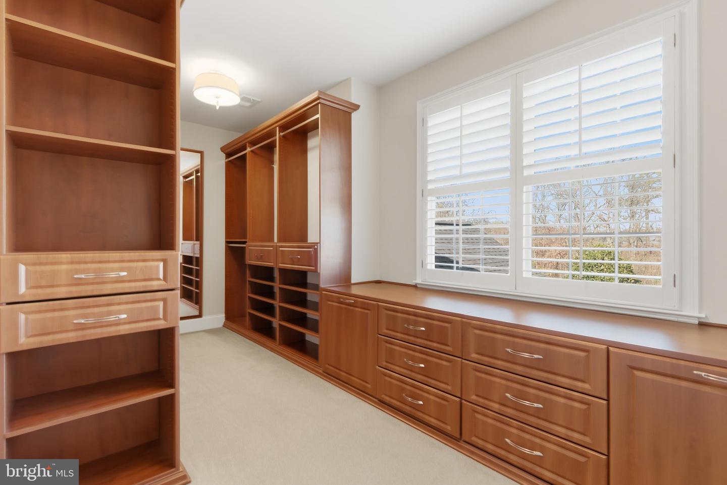 43589 EDISON CLUB CT, ASHBURN, Virginia 20147, 5 Bedrooms Bedrooms, ,5 BathroomsBathrooms,Residential,For sale,43589 EDISON CLUB CT,VALO2113610 MLS # VALO2113610