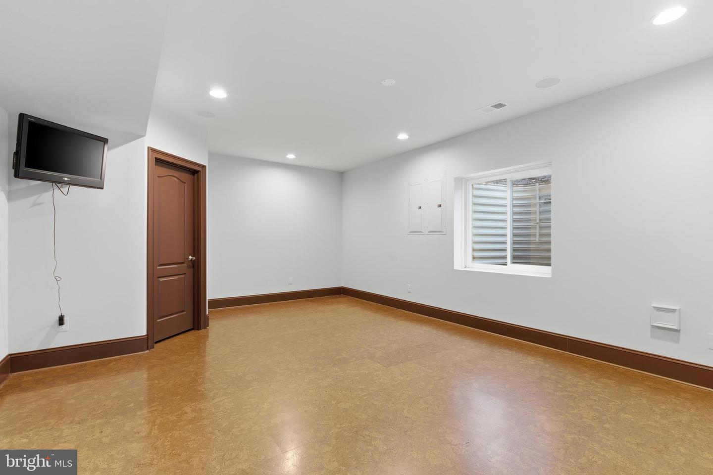 43589 EDISON CLUB CT, ASHBURN, Virginia 20147, 5 Bedrooms Bedrooms, ,5 BathroomsBathrooms,Residential,For sale,43589 EDISON CLUB CT,VALO2113610 MLS # VALO2113610