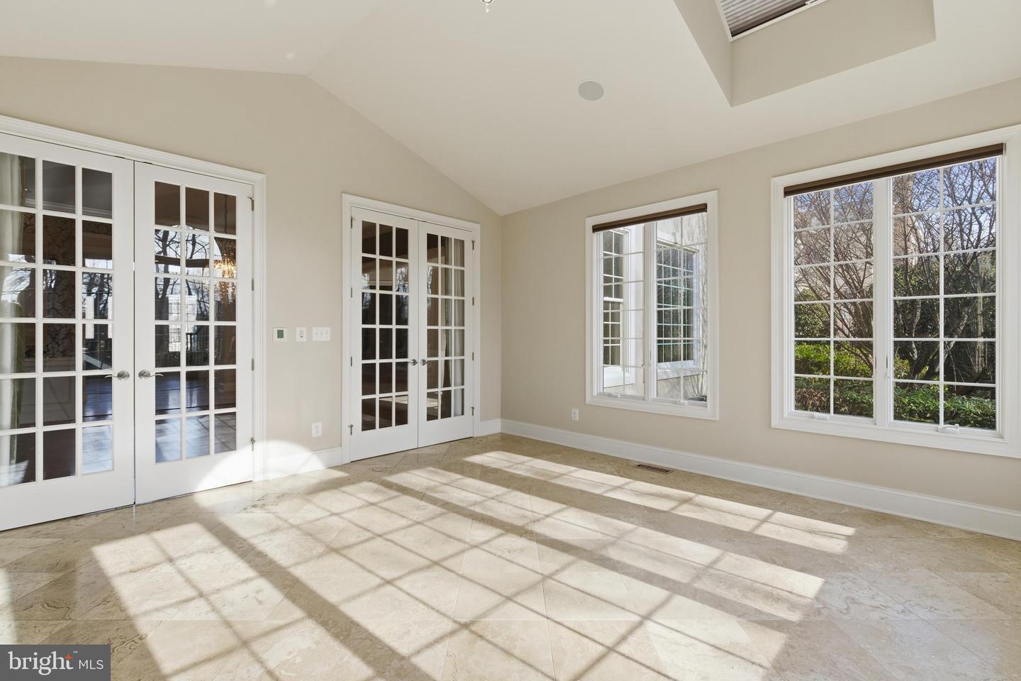 43589 EDISON CLUB CT, ASHBURN, Virginia 20147, 5 Bedrooms Bedrooms, ,5 BathroomsBathrooms,Residential,For sale,43589 EDISON CLUB CT,VALO2113610 MLS # VALO2113610