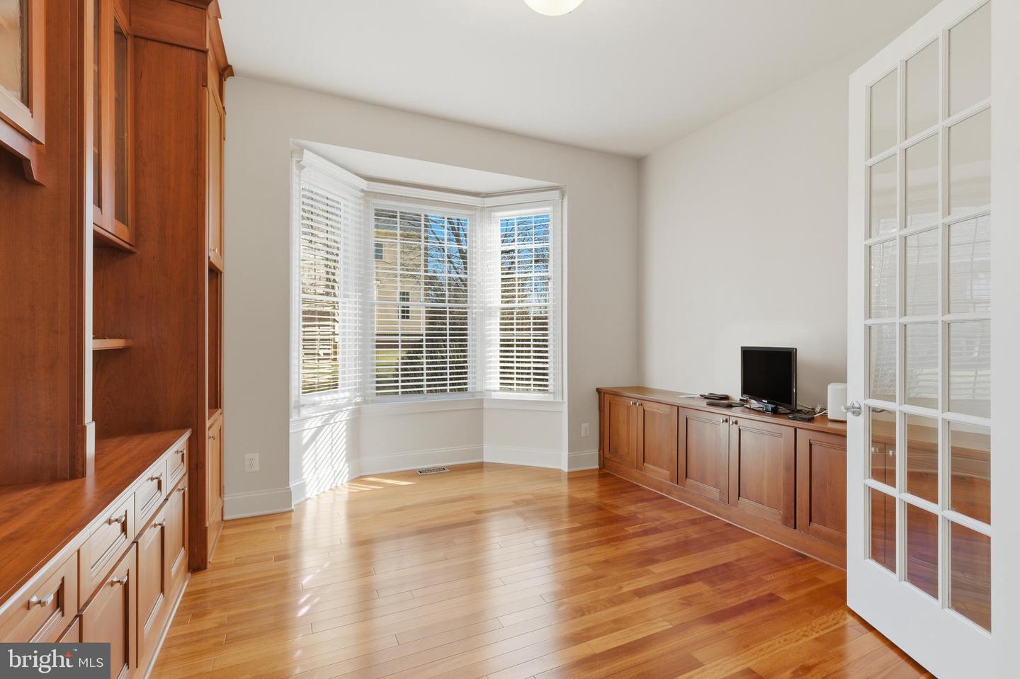 43589 EDISON CLUB CT, ASHBURN, Virginia 20147, 5 Bedrooms Bedrooms, ,5 BathroomsBathrooms,Residential,For sale,43589 EDISON CLUB CT,VALO2113610 MLS # VALO2113610