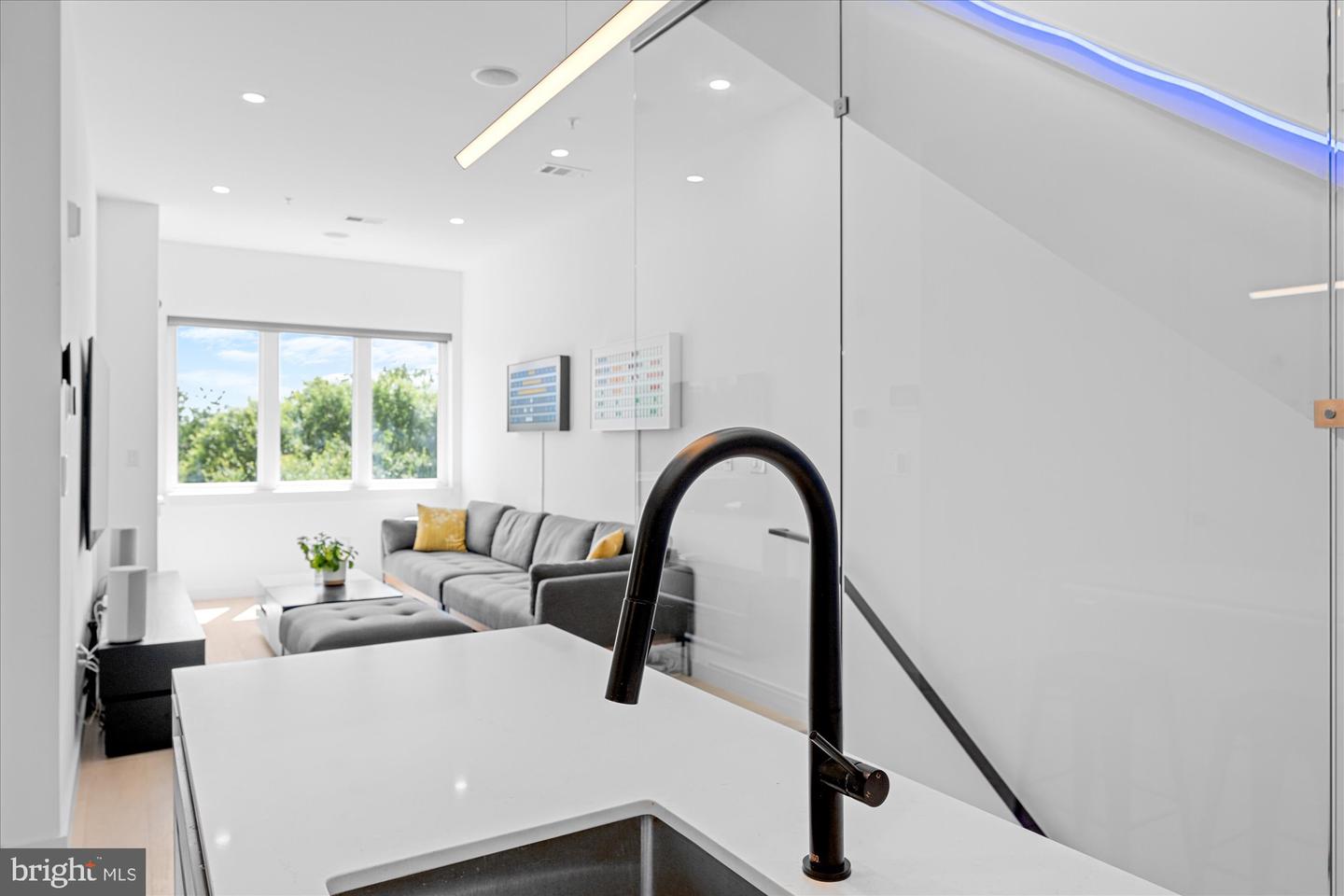 1715 N CAPITOL ST NE #7, WASHINGTON, District Of Columbia 20002, 2 Bedrooms Bedrooms, ,2 BathroomsBathrooms,Residential,For sale,1715 N CAPITOL ST NE #7,DCDC2240488 MLS # DCDC2240488