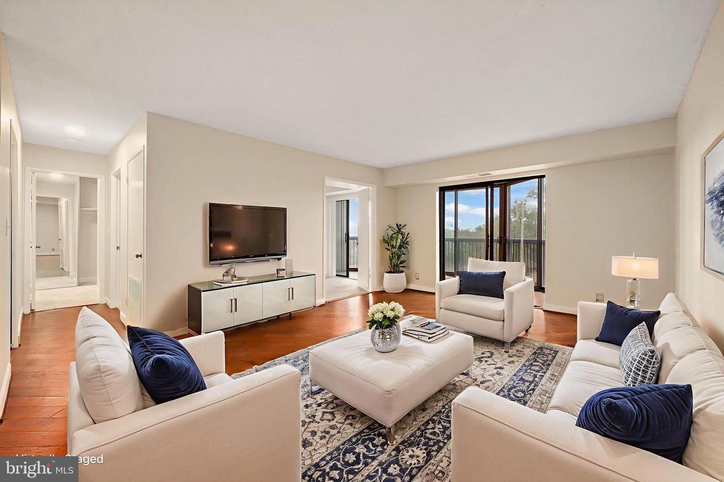 5904 MOUNT EAGLE DR #510, ALEXANDRIA, Virginia 22303, 2 Bedrooms Bedrooms, 4 Rooms Rooms,2 BathroomsBathrooms,Residential,For sale,5904 MOUNT EAGLE DR #510,VAFX2284868 MLS # VAFX2284868 5904 MOUNT EAGLE DR #510, ALEXANDRIA, Virginia 22303, 2 Bedrooms Bedrooms, 4 Rooms Rooms,2 BathroomsBathrooms,Residential,For sale,5904 MOUNT EAGLE DR #510,VAFX2284868 MLS # VAFX2284868