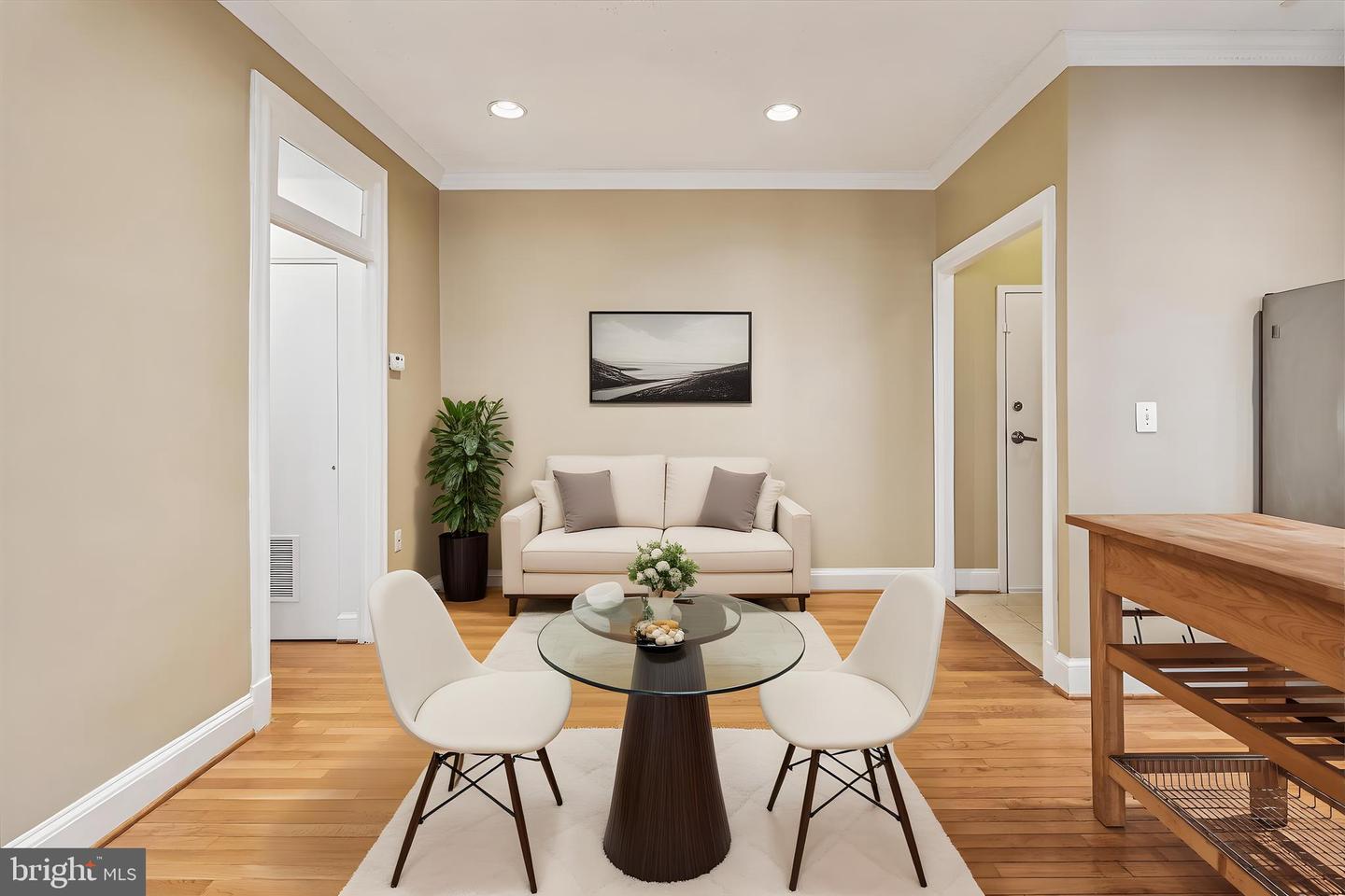 1401 COLUMBIA RD NW #209, WASHINGTON, District Of Columbia 20009, 1 Bedroom Bedrooms, ,1 BathroomBathrooms,Residential,For sale,1401 COLUMBIA RD NW #209,DCDC2240530 MLS # DCDC2240530