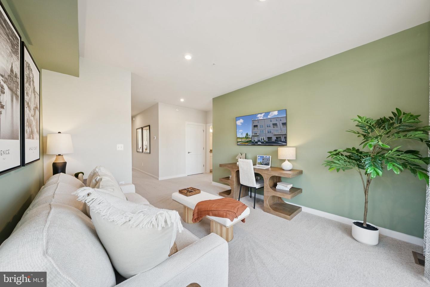 8664 LOVELACE ST, MANASSAS, Virginia 20109, 2 Bedrooms Bedrooms, ,2 BathroomsBathrooms,Residential,For sale,8664 LOVELACE ST,VAPW2110194 MLS # VAPW2110194