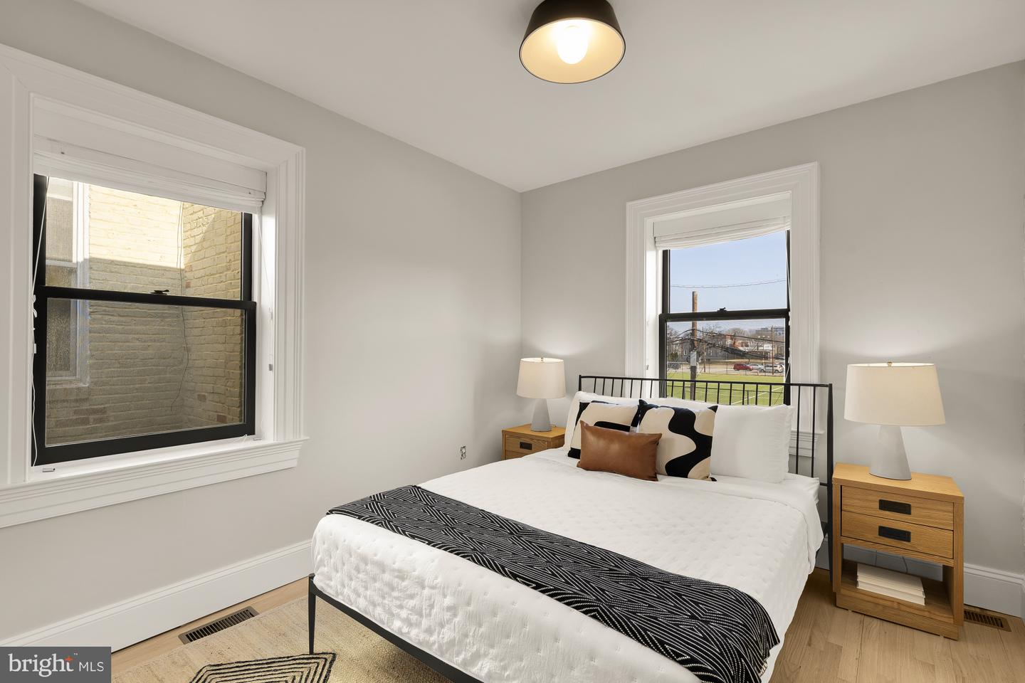 1411 5TH ST NW, WASHINGTON, District Of Columbia 20001, 4 Bedrooms Bedrooms, ,3 BathroomsBathrooms,Residential,For sale,1411 5TH ST NW,DCDC2240540 MLS # DCDC2240540