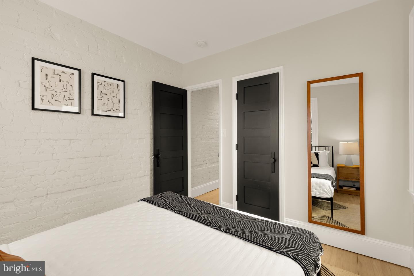 1411 5TH ST NW, WASHINGTON, District Of Columbia 20001, 4 Bedrooms Bedrooms, ,3 BathroomsBathrooms,Residential,For sale,1411 5TH ST NW,DCDC2240540 MLS # DCDC2240540