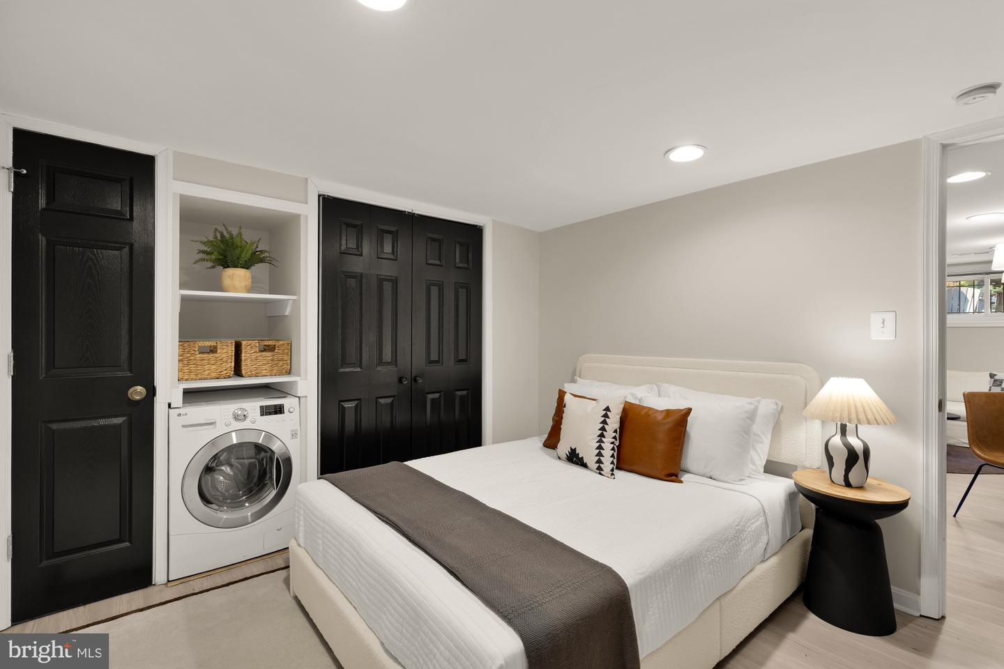 1411 5TH ST NW, WASHINGTON, District Of Columbia 20001, 4 Bedrooms Bedrooms, ,3 BathroomsBathrooms,Residential,For sale,1411 5TH ST NW,DCDC2240540 MLS # DCDC2240540