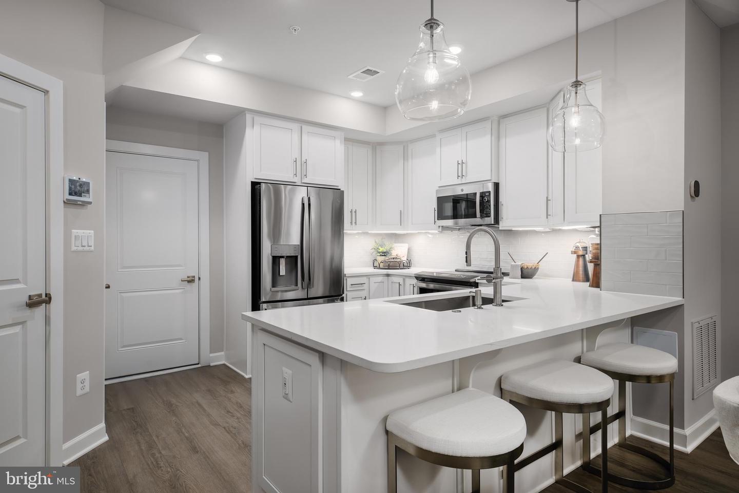 43791 METRO TERRACE A, ASHBURN, Virginia 20147, 3 Bedrooms Bedrooms, ,2 BathroomsBathrooms,Residential,For sale,43791 METRO TERRACE A,VALO2113626 MLS # VALO2113626