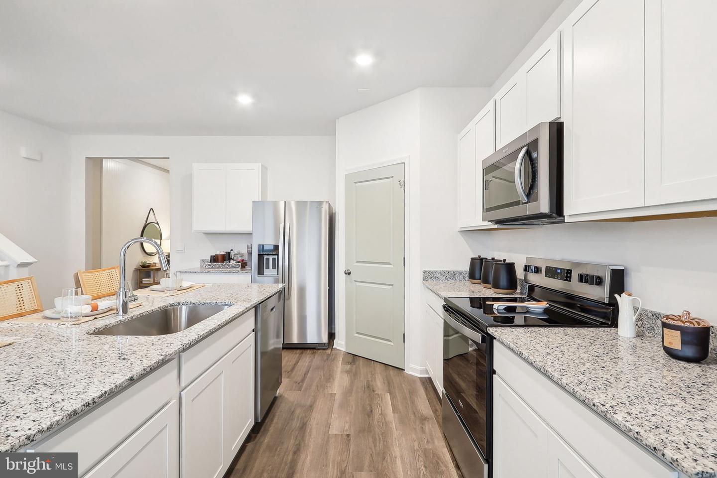 137 WOODFORD DR, STEPHENS CITY, Virginia 22655, 5 Bedrooms Bedrooms, ,4 BathroomsBathrooms,Residential,For sale,137 WOODFORD DR,VAFV2038792 MLS # VAFV2038792