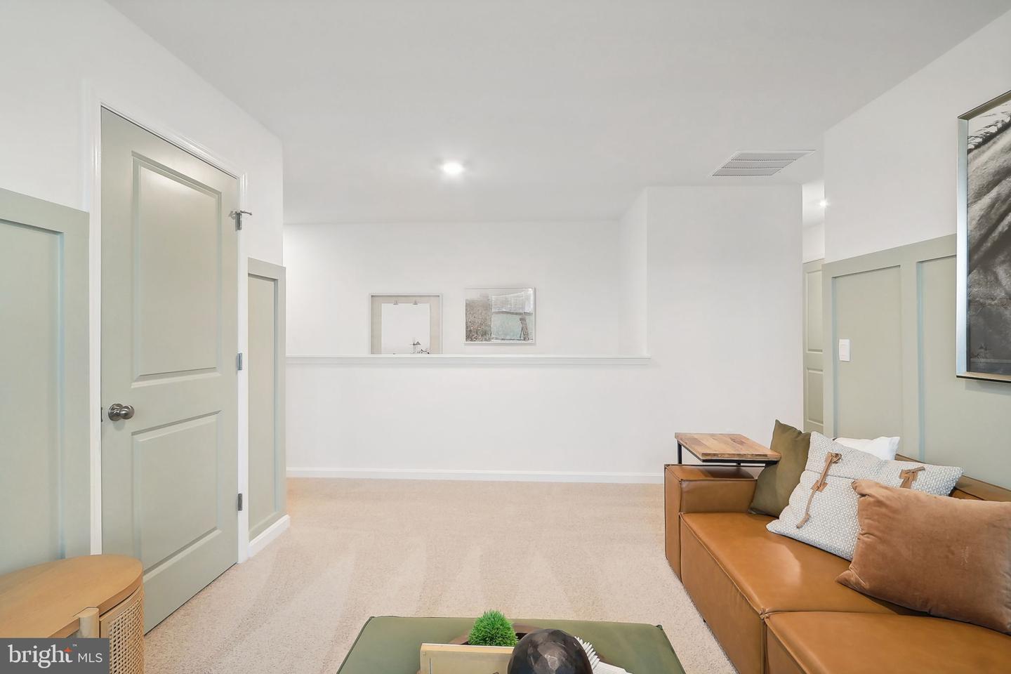 137 WOODFORD DR, STEPHENS CITY, Virginia 22655, 5 Bedrooms Bedrooms, ,4 BathroomsBathrooms,Residential,For sale,137 WOODFORD DR,VAFV2038792 MLS # VAFV2038792