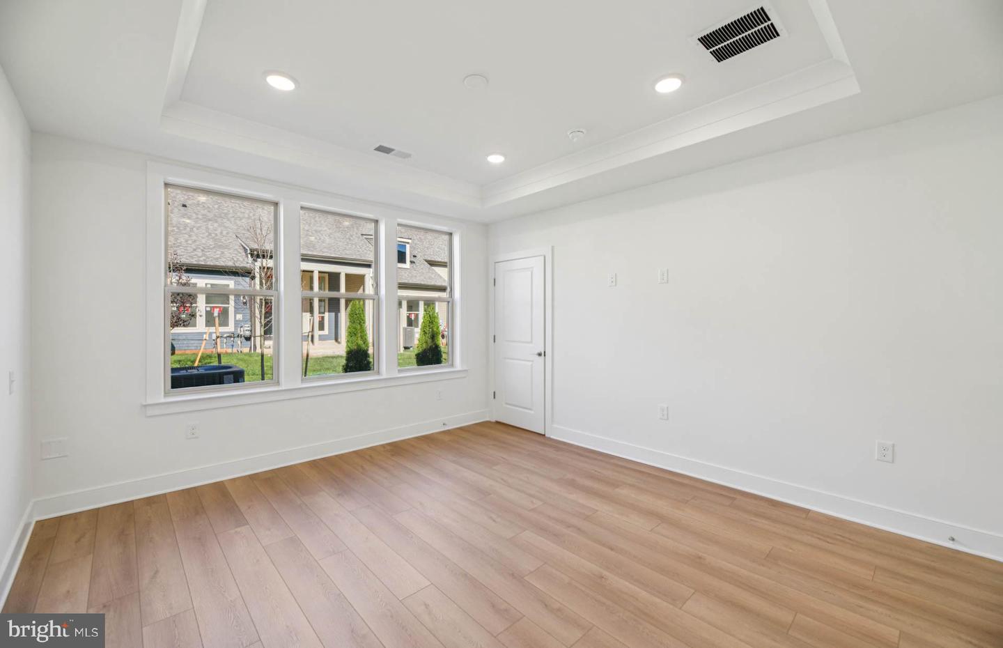 6172 AMBER LN, HAYMARKET, Virginia 20169, 3 Bedrooms Bedrooms, ,3 BathroomsBathrooms,Residential,For sale,6172 AMBER LN,VAPW2110206 MLS # VAPW2110206