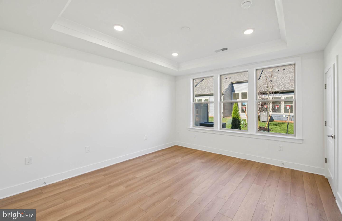 6172 AMBER LN, HAYMARKET, Virginia 20169, 3 Bedrooms Bedrooms, ,3 BathroomsBathrooms,Residential,For sale,6172 AMBER LN,VAPW2110206 MLS # VAPW2110206