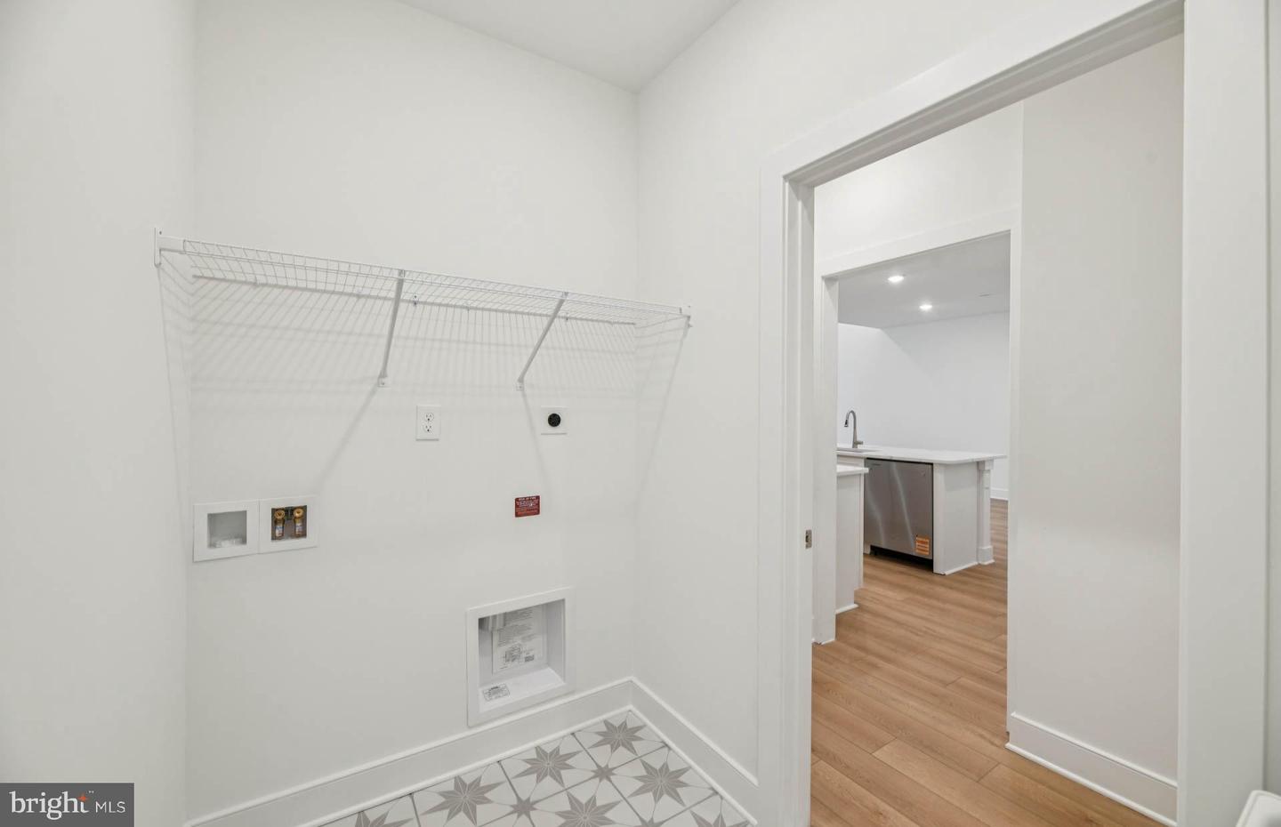 6172 AMBER LN, HAYMARKET, Virginia 20169, 3 Bedrooms Bedrooms, ,3 BathroomsBathrooms,Residential,For sale,6172 AMBER LN,VAPW2110206 MLS # VAPW2110206