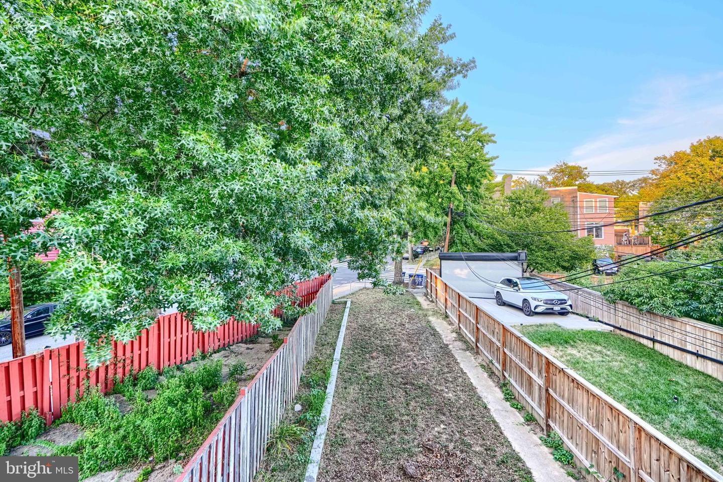 4021 ILLINOIS AVE NW, WASHINGTON, District Of Columbia 20011, 3 Bedrooms Bedrooms, ,3 BathroomsBathrooms,Residential,For sale,4021 ILLINOIS AVE NW,DCDC2240576 MLS # DCDC2240576