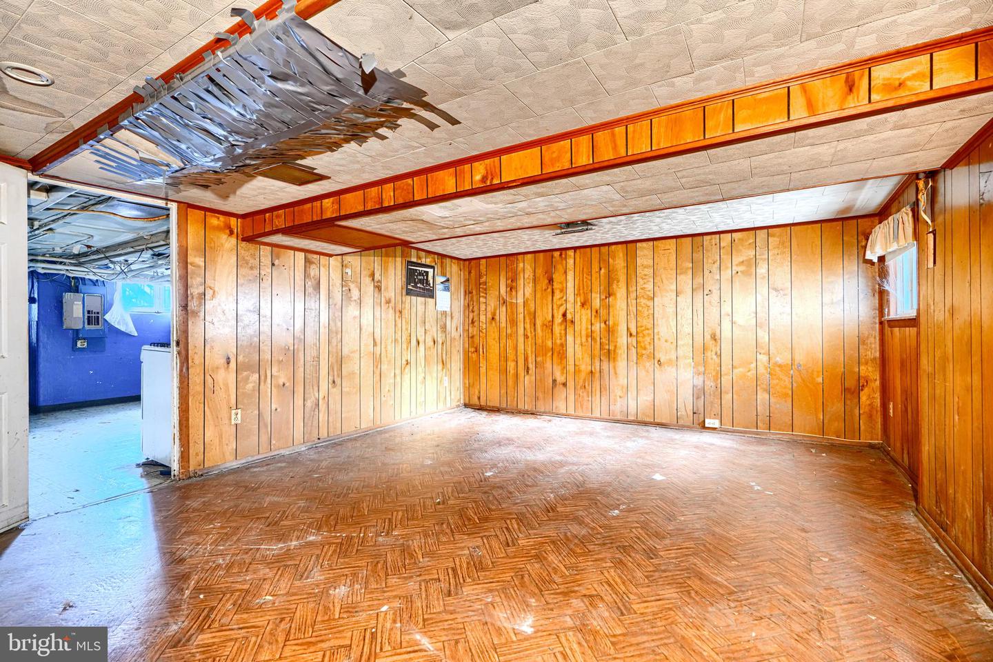 4021 ILLINOIS AVE NW, WASHINGTON, District Of Columbia 20011, 3 Bedrooms Bedrooms, ,3 BathroomsBathrooms,Residential,For sale,4021 ILLINOIS AVE NW,DCDC2240576 MLS # DCDC2240576