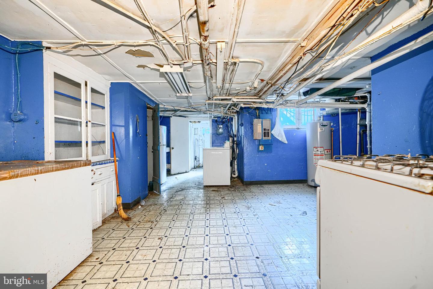 4021 ILLINOIS AVE NW, WASHINGTON, District Of Columbia 20011, 3 Bedrooms Bedrooms, ,3 BathroomsBathrooms,Residential,For sale,4021 ILLINOIS AVE NW,DCDC2240576 MLS # DCDC2240576