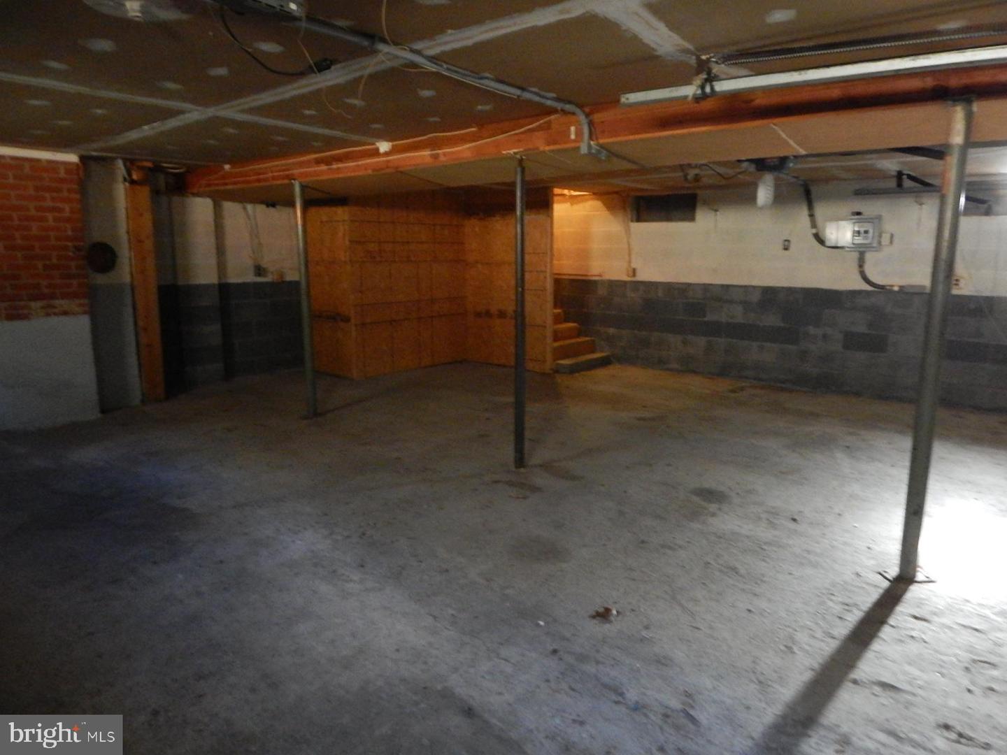 82 BROAD RUN RD, BENTONVILLE, Virginia 22610, 3 Bedrooms Bedrooms, ,2 BathroomsBathrooms,Residential,For sale,82 BROAD RUN RD,VAWR2013082 MLS # VAWR2013082