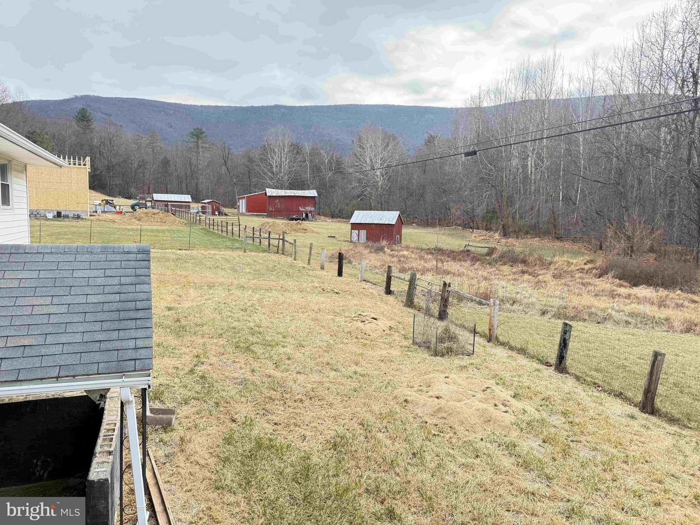 82 BROAD RUN RD, BENTONVILLE, Virginia 22610, 3 Bedrooms Bedrooms, ,2 BathroomsBathrooms,Residential,For sale,82 BROAD RUN RD,VAWR2013082 MLS # VAWR2013082