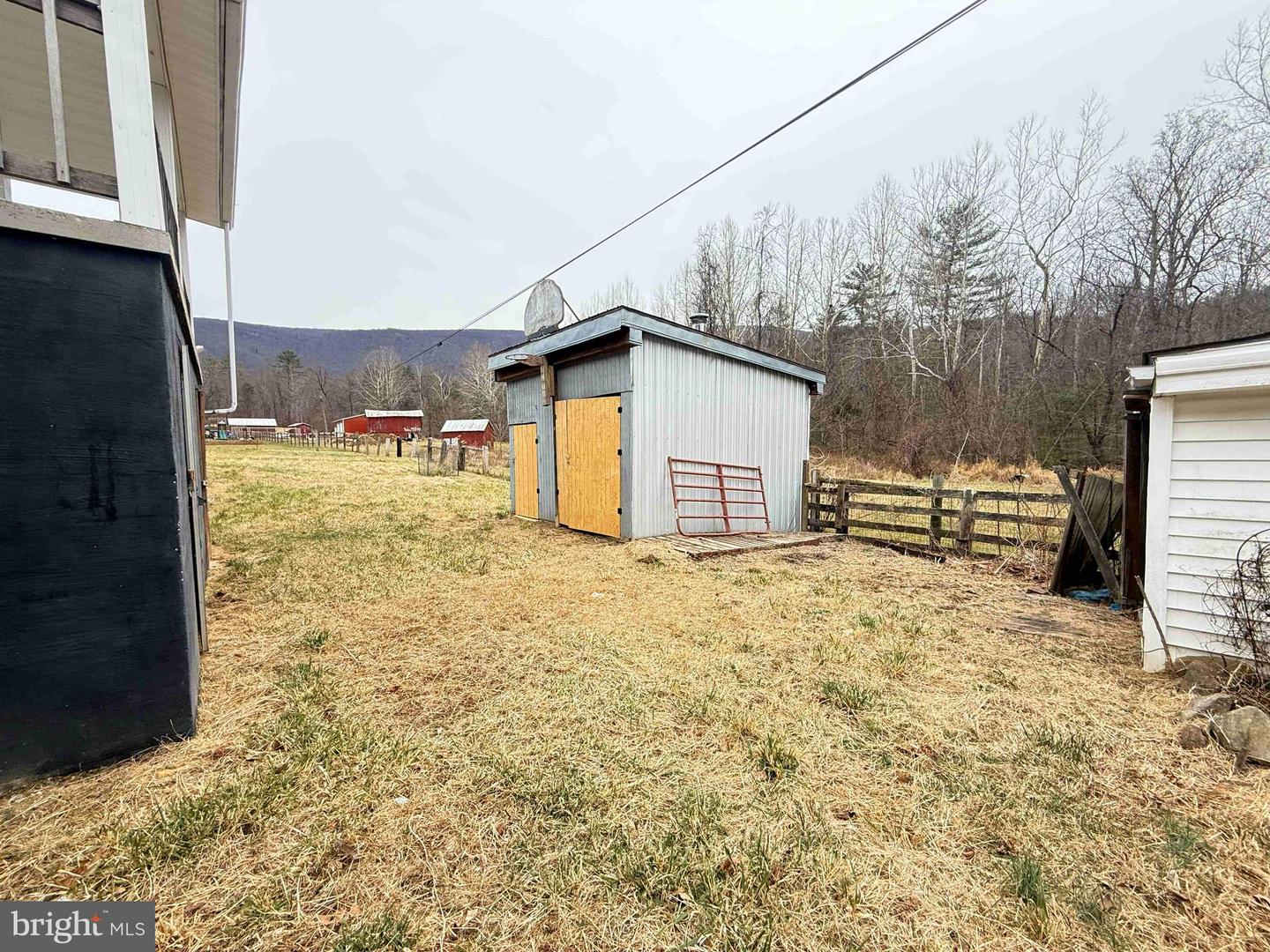 82 BROAD RUN RD, BENTONVILLE, Virginia 22610, 3 Bedrooms Bedrooms, ,2 BathroomsBathrooms,Residential,For sale,82 BROAD RUN RD,VAWR2013082 MLS # VAWR2013082 82 BROAD RUN RD, BENTONVILLE, Virginia 22610, 3 Bedrooms Bedrooms, ,2 BathroomsBathrooms,Residential,For sale,82 BROAD RUN RD,VAWR2013082 MLS # VAWR2013082