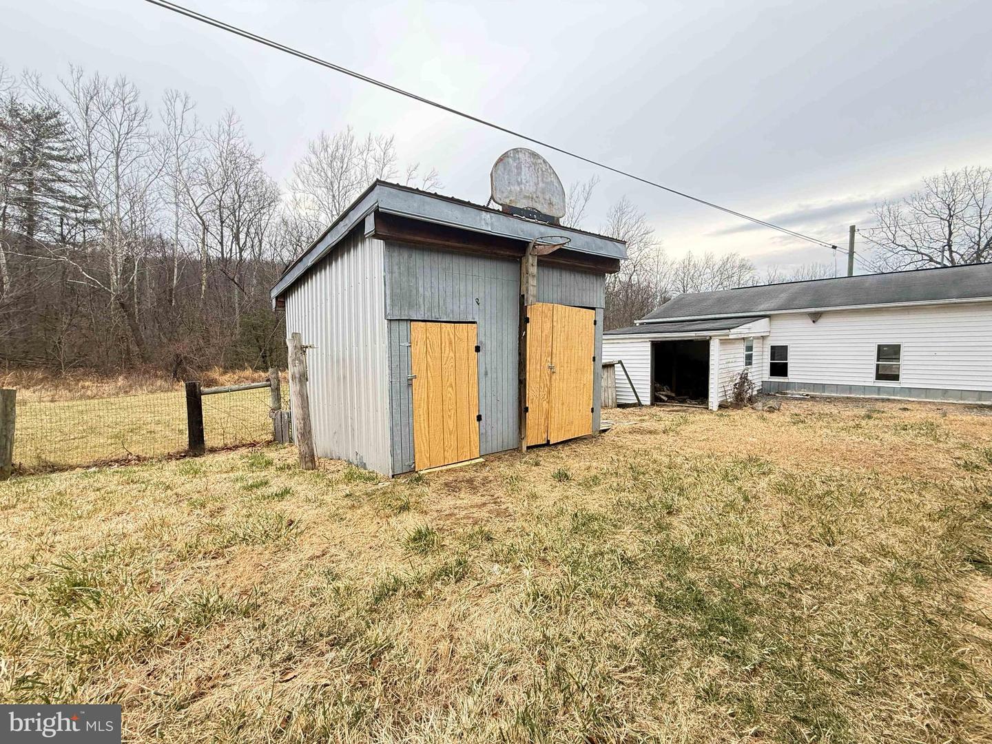 82 BROAD RUN RD, BENTONVILLE, Virginia 22610, 3 Bedrooms Bedrooms, ,2 BathroomsBathrooms,Residential,For sale,82 BROAD RUN RD,VAWR2013082 MLS # VAWR2013082 82 BROAD RUN RD, BENTONVILLE, Virginia 22610, 3 Bedrooms Bedrooms, ,2 BathroomsBathrooms,Residential,For sale,82 BROAD RUN RD,VAWR2013082 MLS # VAWR2013082