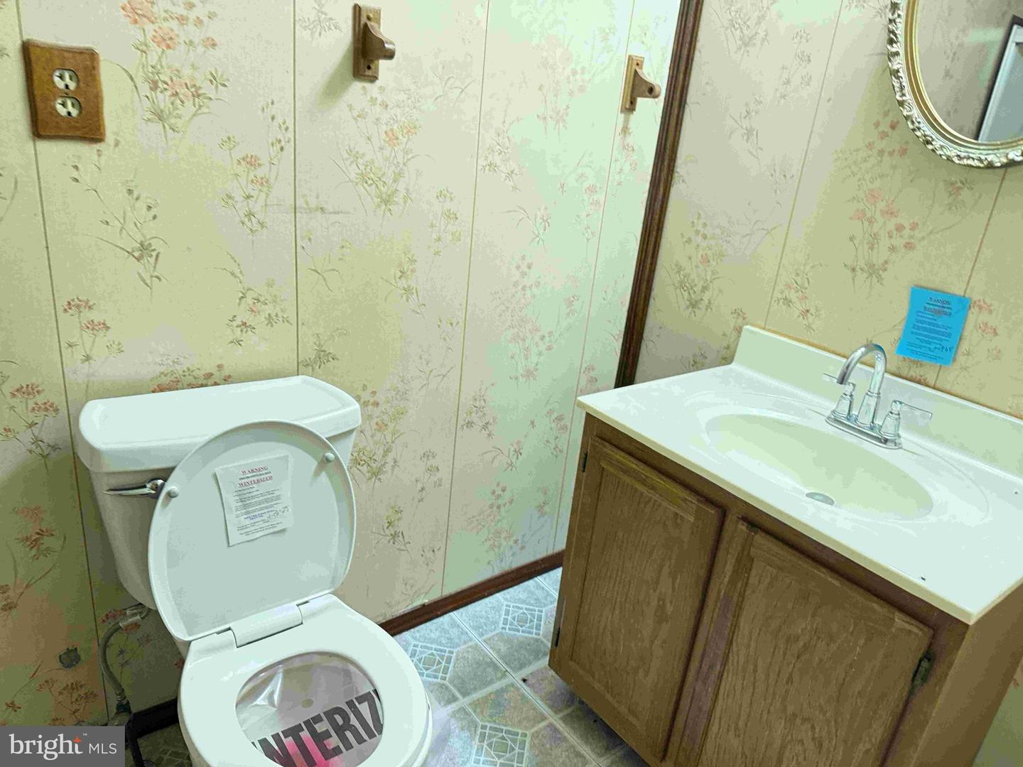 82 BROAD RUN RD, BENTONVILLE, Virginia 22610, 3 Bedrooms Bedrooms, ,2 BathroomsBathrooms,Residential,For sale,82 BROAD RUN RD,VAWR2013082 MLS # VAWR2013082