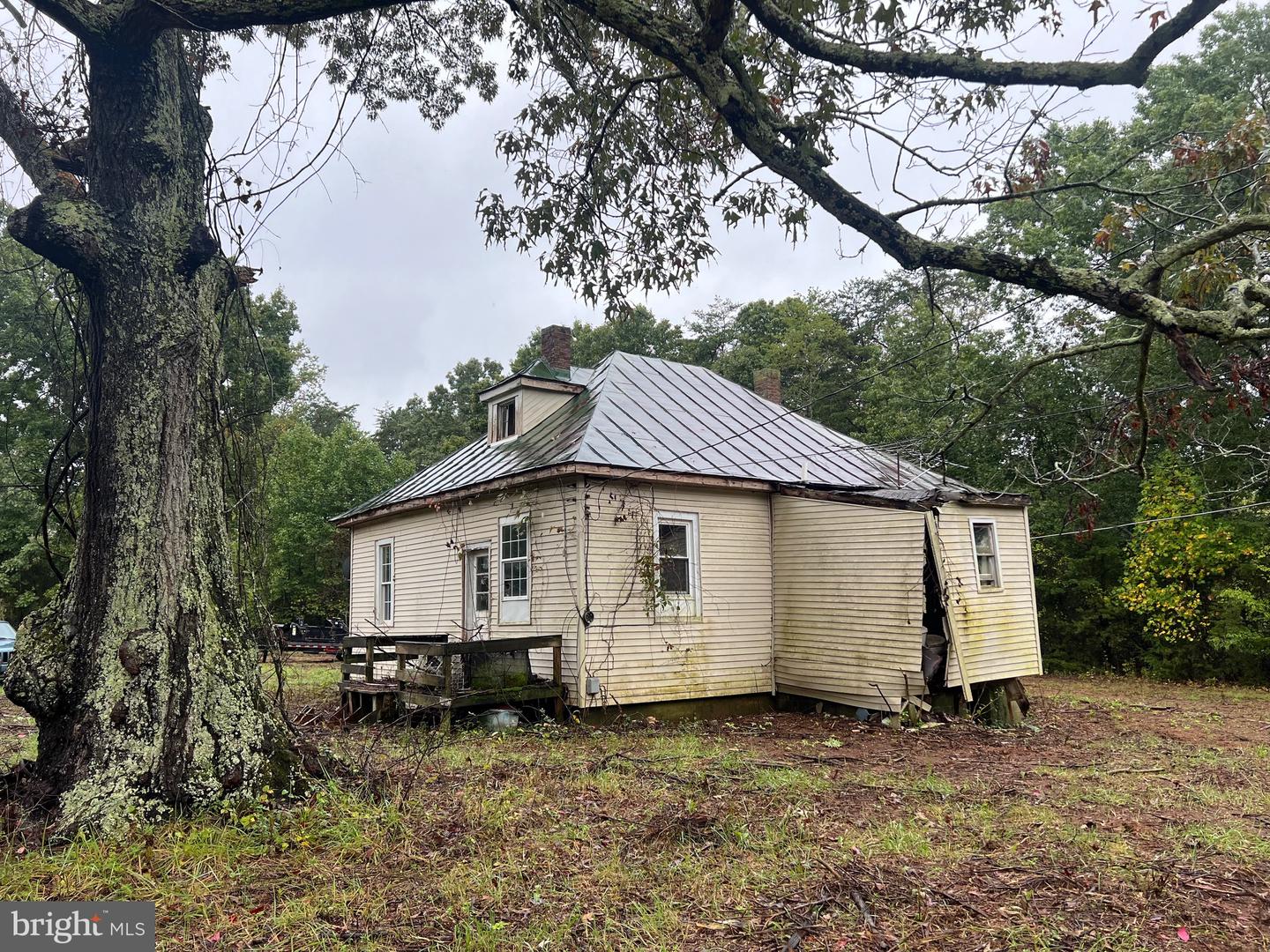 17464 EXECUTIVE LN, CULPEPER, Virginia 22701, 4 Bedrooms Bedrooms, ,1 BathroomBathrooms,Residential,For sale,17464 EXECUTIVE LN,VACU2012356 MLS # VACU2012356