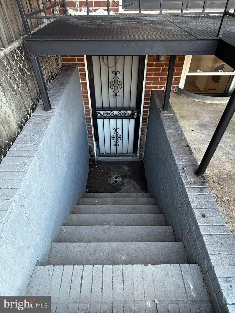 1328 W ST NE, WASHINGTON, District Of Columbia 20018, 3 Bedrooms Bedrooms, ,2 BathroomsBathrooms,Residential,For sale,1328 W ST NE,DCDC2240586 MLS # DCDC2240586