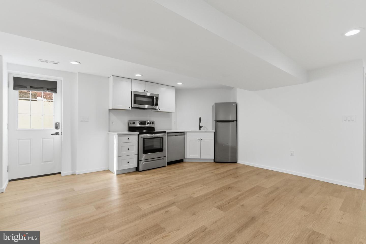 1223 FAIRMONT ST NW, WASHINGTON, District Of Columbia 20009, 4 Bedrooms Bedrooms, ,4 BathroomsBathrooms,Residential,For sale,1223 FAIRMONT ST NW,DCDC2240602 MLS # DCDC2240602 1223 FAIRMONT ST NW, WASHINGTON, District Of Columbia 20009, 4 Bedrooms Bedrooms, ,4 BathroomsBathrooms,Residential,For sale,1223 FAIRMONT ST NW,DCDC2240602 MLS # DCDC2240602