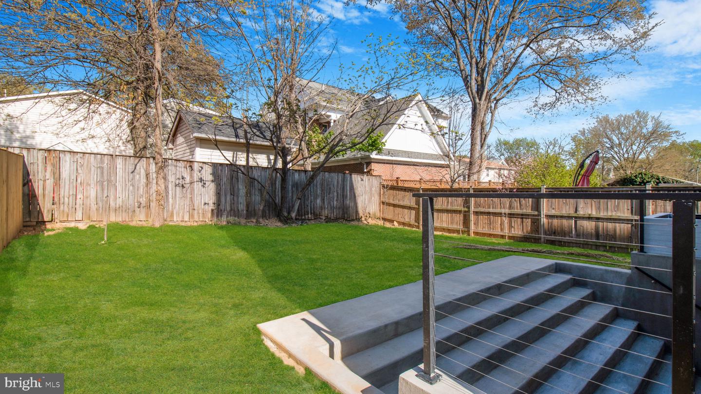 2025 N EMERSON ST, ARLINGTON, Virginia 22207, 5 Bedrooms Bedrooms, ,4 BathroomsBathrooms,Residential,For sale,2025 N EMERSON ST,VAAR2053724 MLS # VAAR2053724