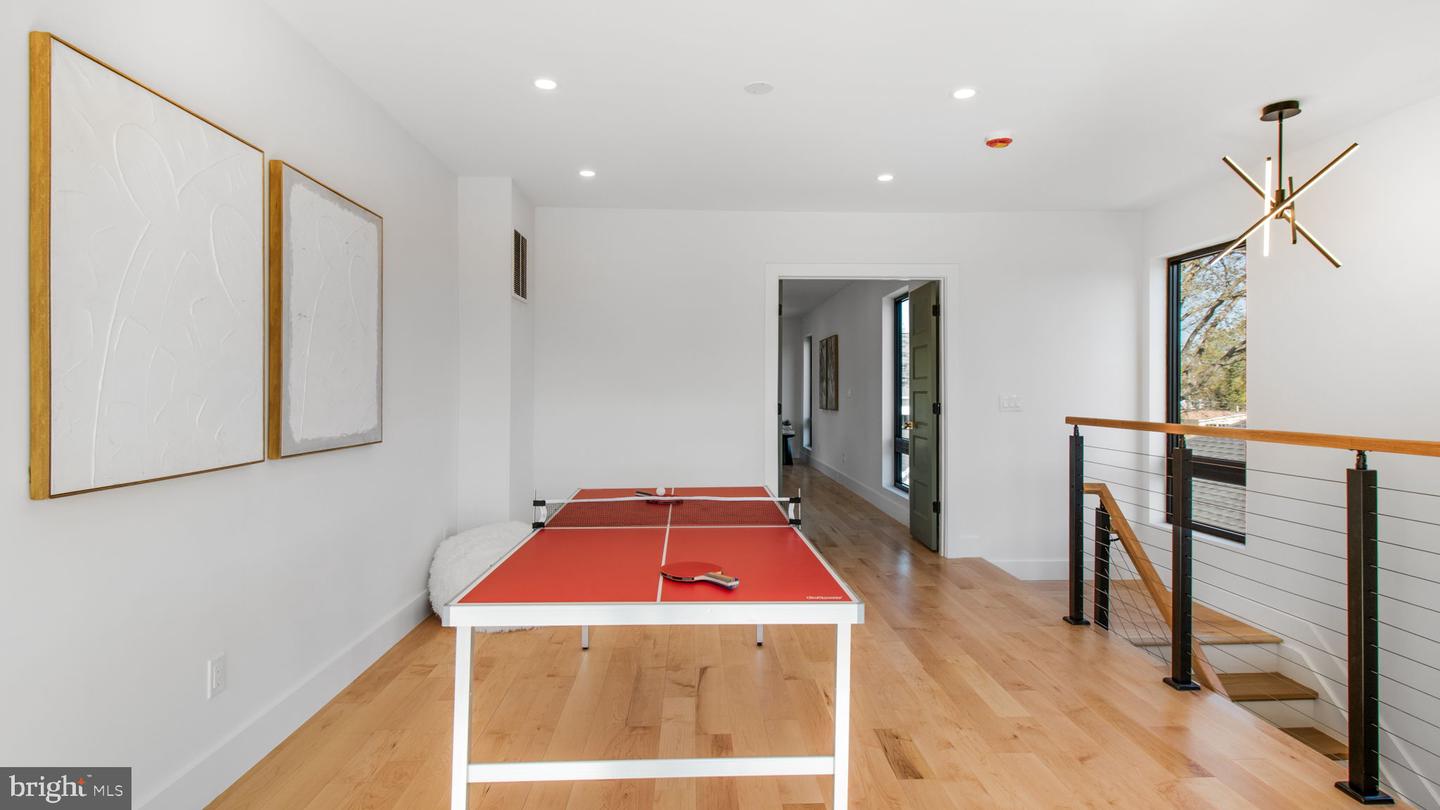 2025 N EMERSON ST, ARLINGTON, Virginia 22207, 5 Bedrooms Bedrooms, ,4 BathroomsBathrooms,Residential,For sale,2025 N EMERSON ST,VAAR2053724 MLS # VAAR2053724