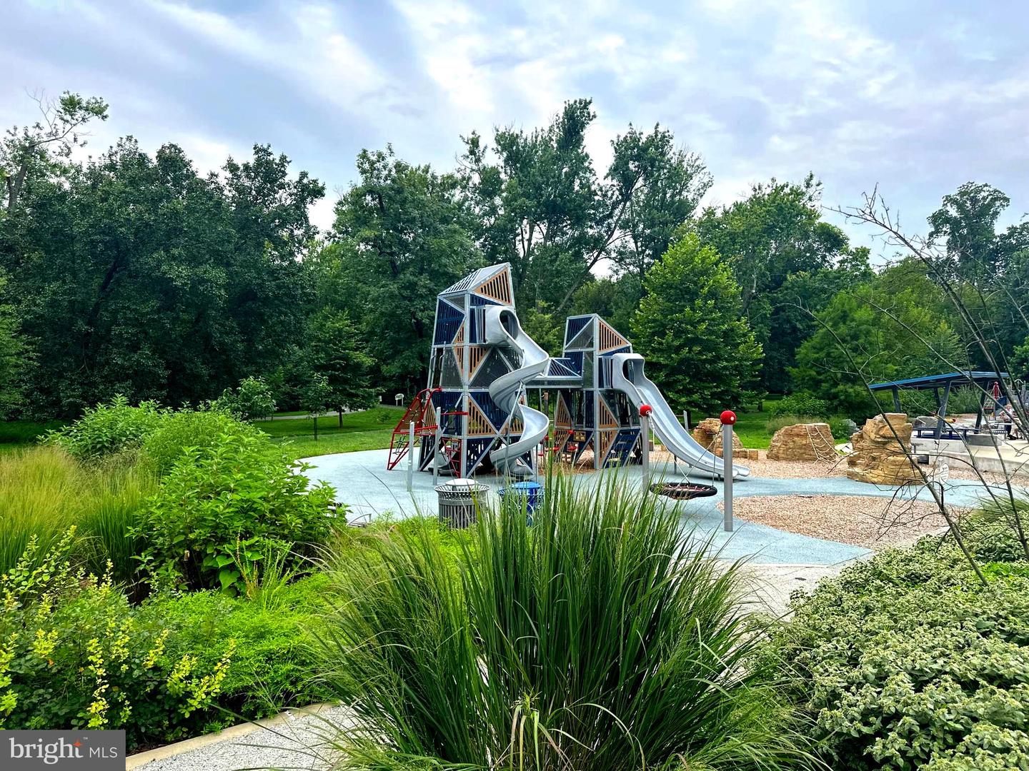 1800 N TUCKAHOE ST, ARLINGTON, Virginia 22205, 5 Bedrooms Bedrooms, ,4 BathroomsBathrooms,Residential,For sale,1800 N TUCKAHOE ST,VAAR2056714 MLS # VAAR2056714