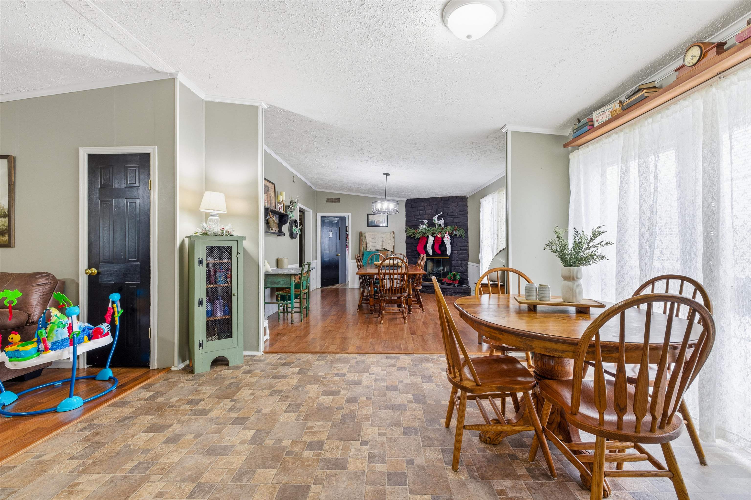 1161 E MAIN ST, STANLEY, Virginia 22851, 4 Bedrooms Bedrooms, ,2 BathroomsBathrooms,Residential,1161 E MAIN ST,671968 MLS # 671968 1161 E MAIN ST, STANLEY, Virginia 22851, 4 Bedrooms Bedrooms, ,2 BathroomsBathrooms,Residential,1161 E MAIN ST,671968 MLS # 671968