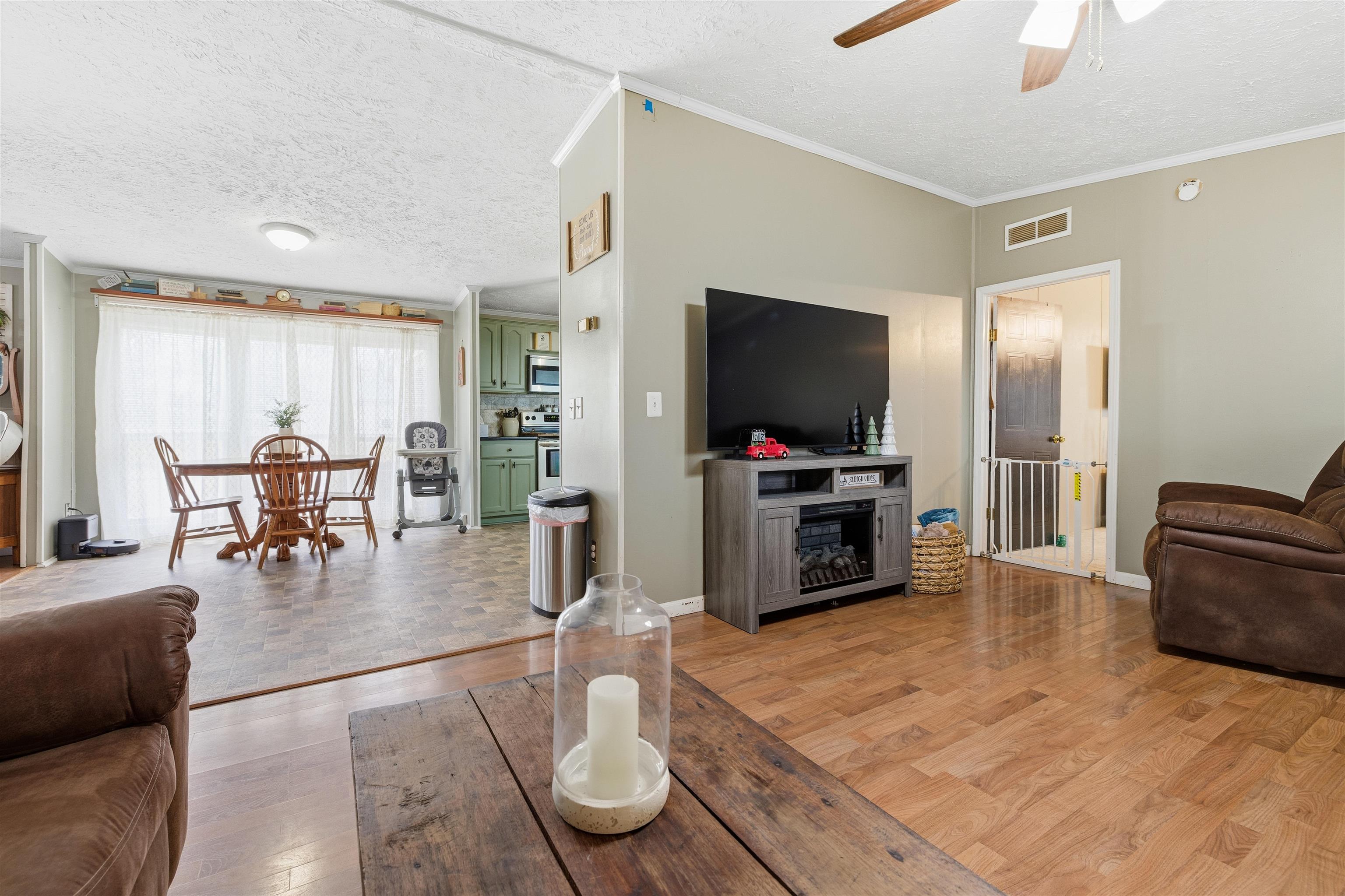 1161 E MAIN ST, STANLEY, Virginia 22851, 4 Bedrooms Bedrooms, ,2 BathroomsBathrooms,Residential,1161 E MAIN ST,671968 MLS # 671968 1161 E MAIN ST, STANLEY, Virginia 22851, 4 Bedrooms Bedrooms, ,2 BathroomsBathrooms,Residential,1161 E MAIN ST,671968 MLS # 671968