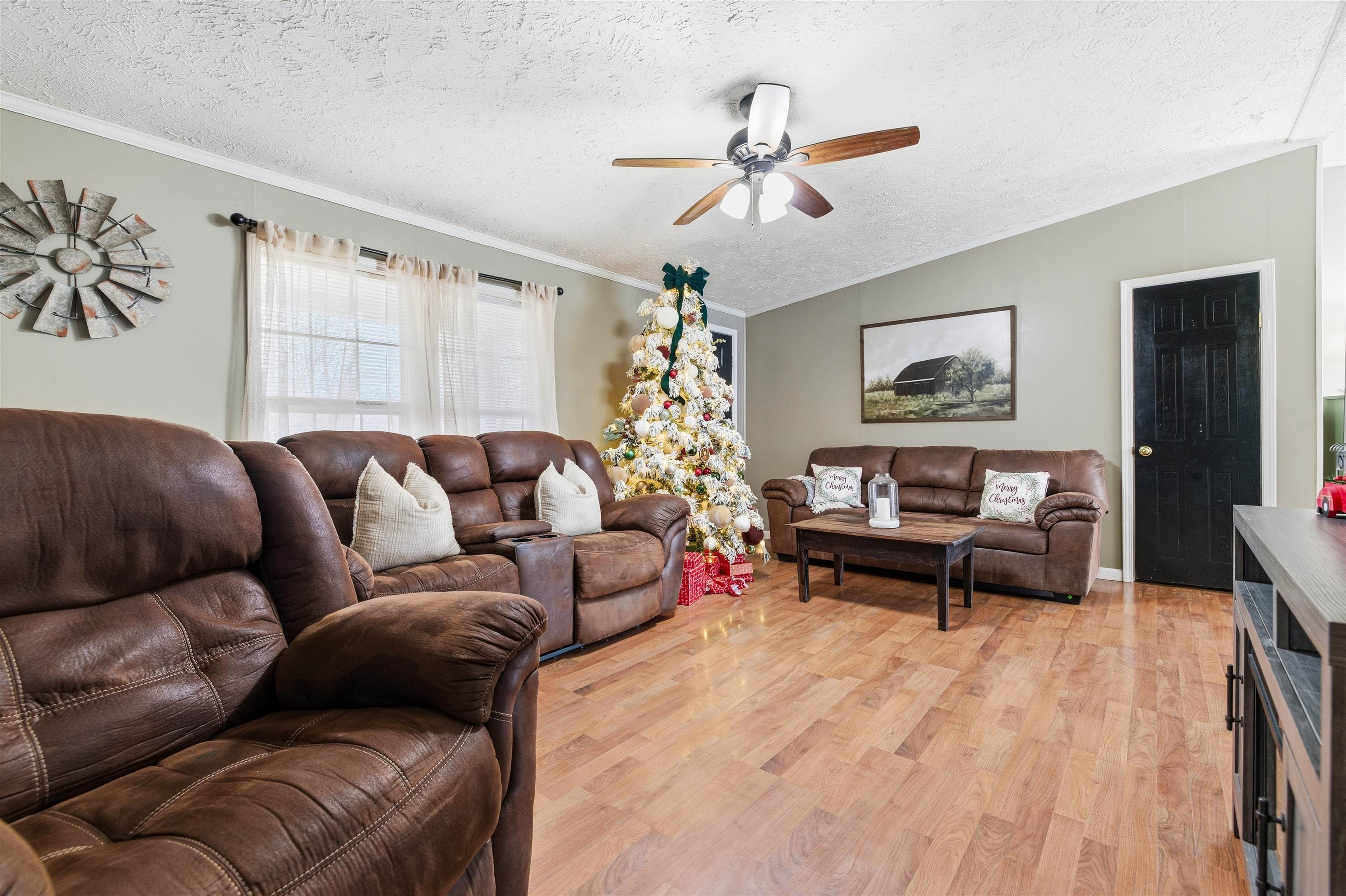 1161 E MAIN ST, STANLEY, Virginia 22851, 4 Bedrooms Bedrooms, ,2 BathroomsBathrooms,Residential,1161 E MAIN ST,671968 MLS # 671968 1161 E MAIN ST, STANLEY, Virginia 22851, 4 Bedrooms Bedrooms, ,2 BathroomsBathrooms,Residential,1161 E MAIN ST,671968 MLS # 671968