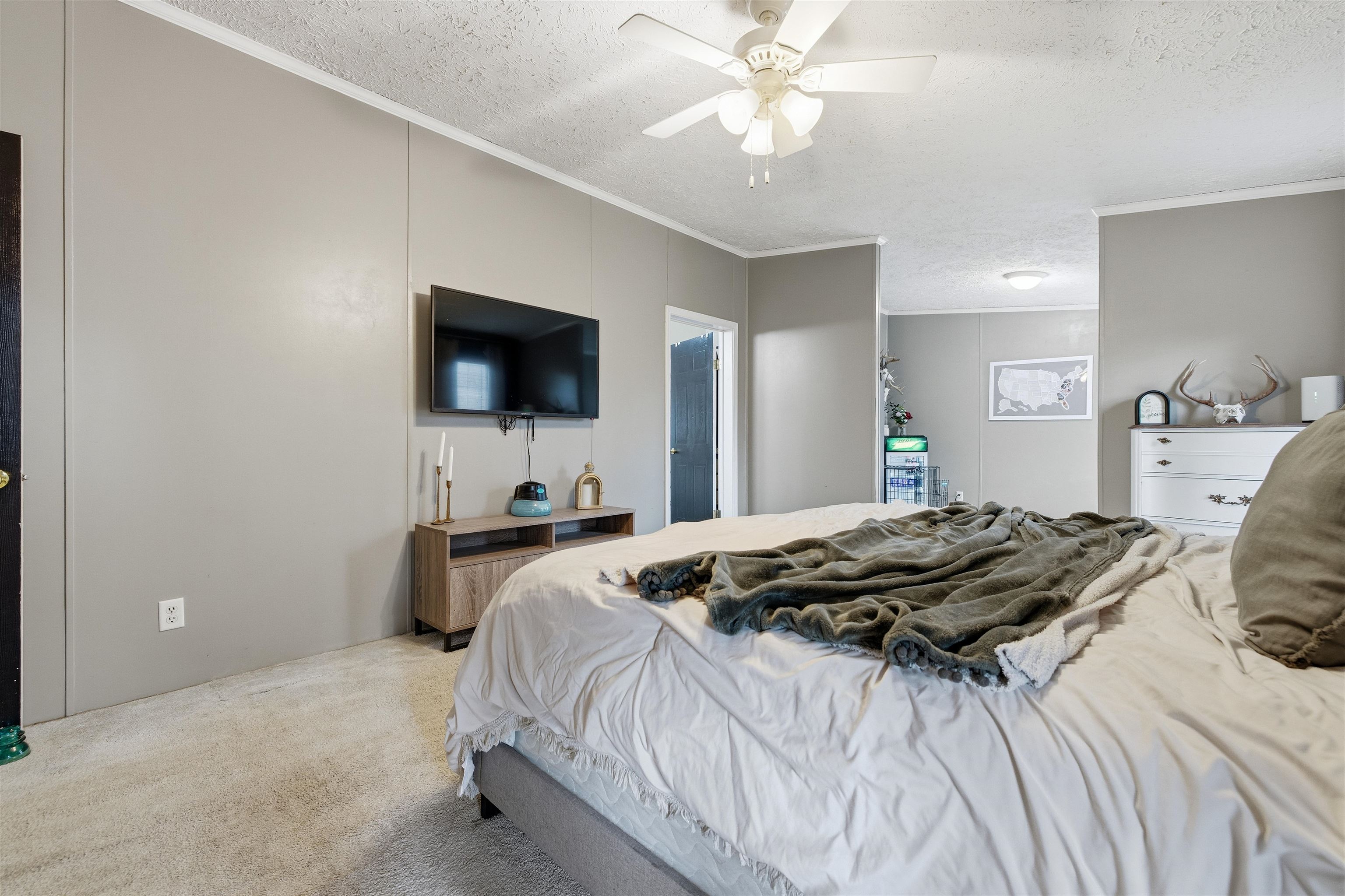 1161 E MAIN ST, STANLEY, Virginia 22851, 4 Bedrooms Bedrooms, ,2 BathroomsBathrooms,Residential,1161 E MAIN ST,671968 MLS # 671968 1161 E MAIN ST, STANLEY, Virginia 22851, 4 Bedrooms Bedrooms, ,2 BathroomsBathrooms,Residential,1161 E MAIN ST,671968 MLS # 671968