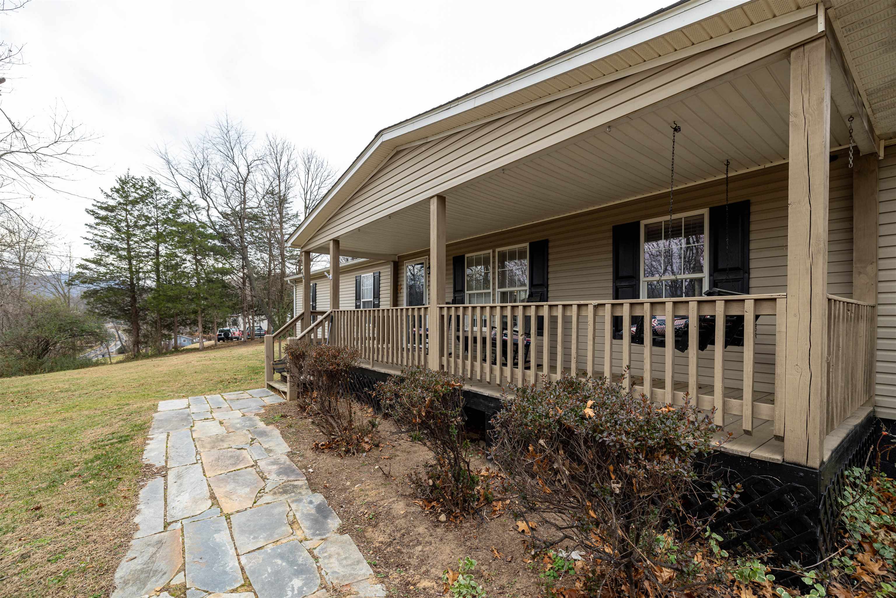 1161 E MAIN ST, STANLEY, Virginia 22851, 4 Bedrooms Bedrooms, ,2 BathroomsBathrooms,Residential,1161 E MAIN ST,671968 MLS # 671968 1161 E MAIN ST, STANLEY, Virginia 22851, 4 Bedrooms Bedrooms, ,2 BathroomsBathrooms,Residential,1161 E MAIN ST,671968 MLS # 671968