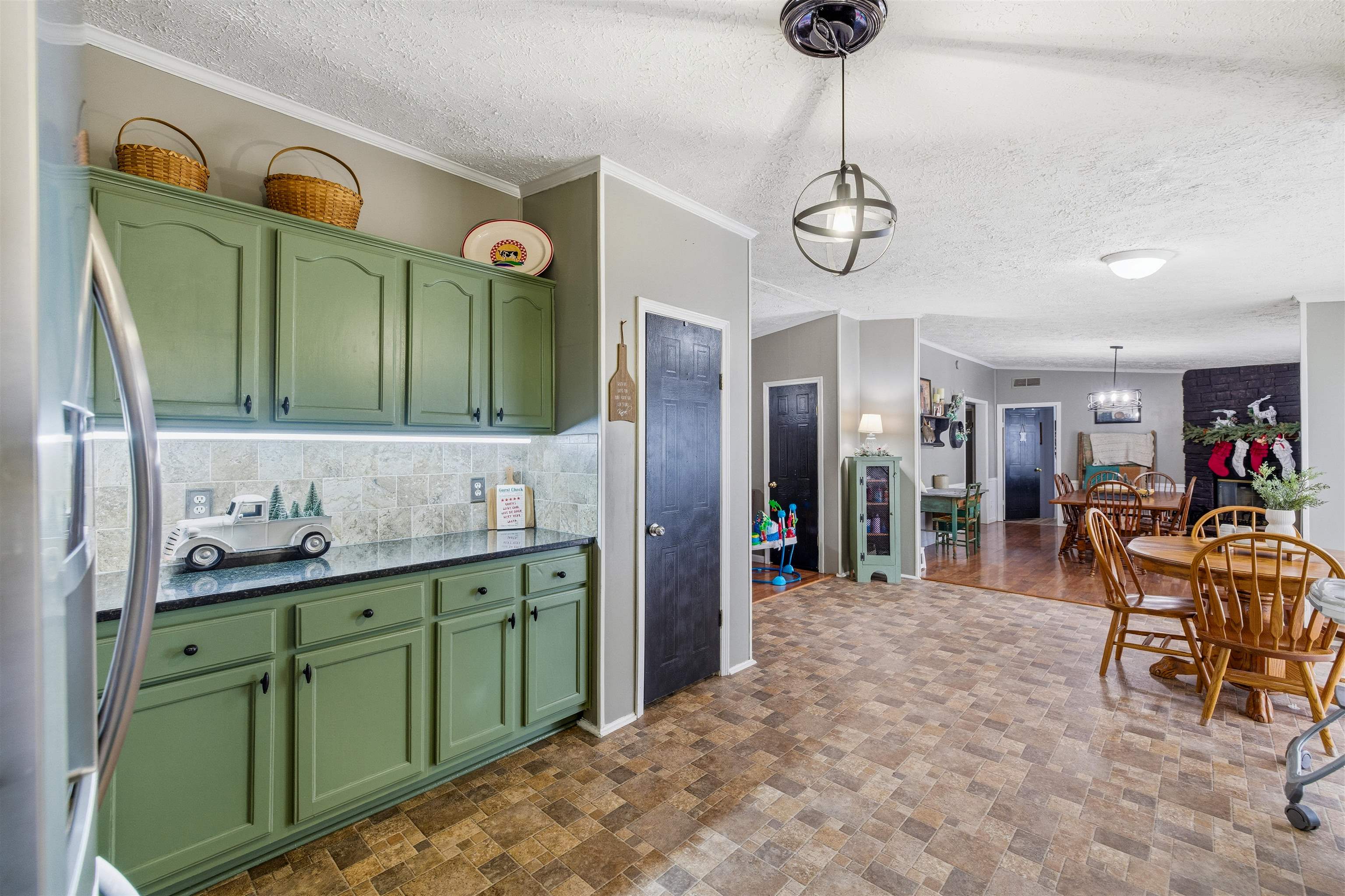 1161 E MAIN ST, STANLEY, Virginia 22851, 4 Bedrooms Bedrooms, ,2 BathroomsBathrooms,Residential,1161 E MAIN ST,671968 MLS # 671968 1161 E MAIN ST, STANLEY, Virginia 22851, 4 Bedrooms Bedrooms, ,2 BathroomsBathrooms,Residential,1161 E MAIN ST,671968 MLS # 671968