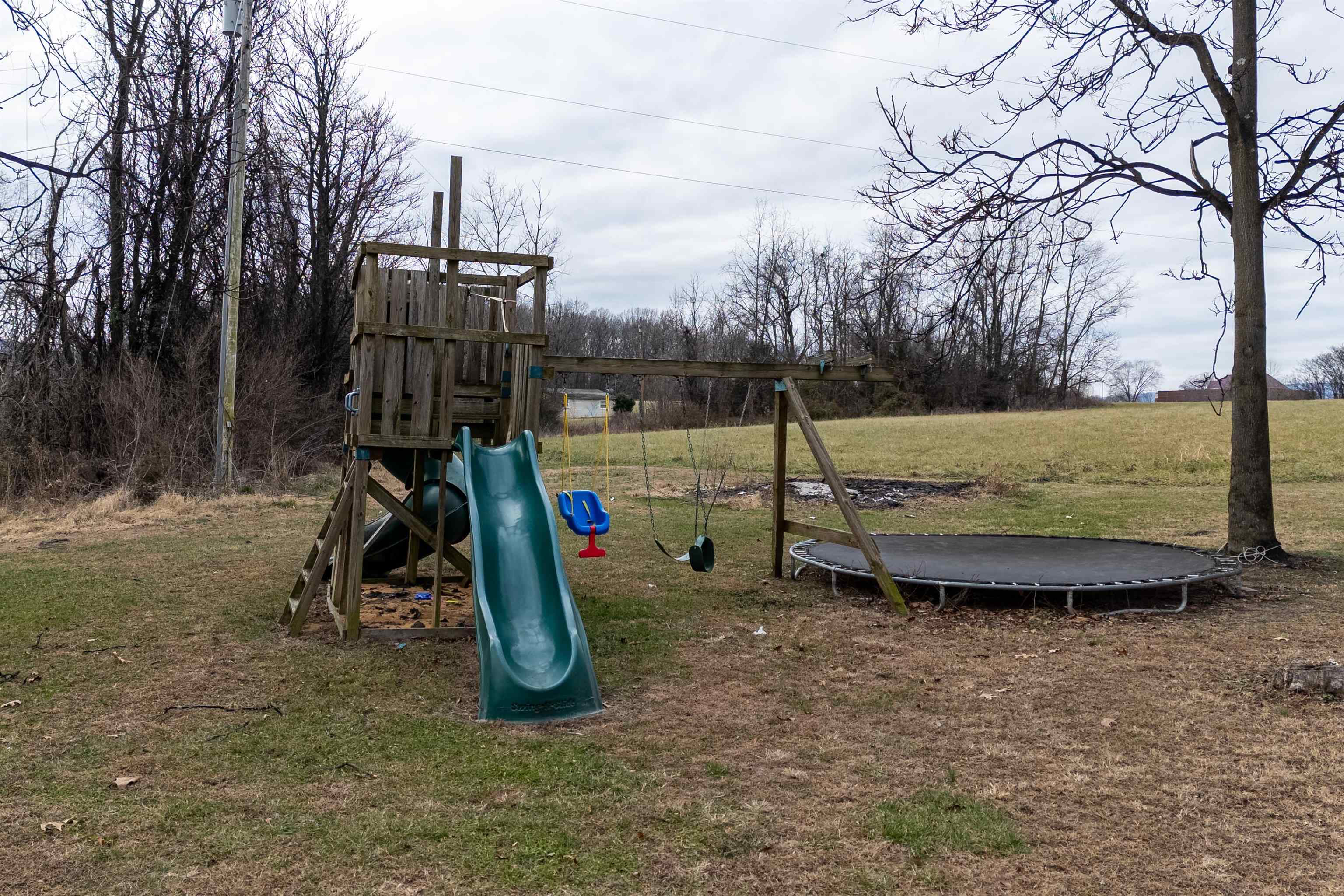 1161 E MAIN ST, STANLEY, Virginia 22851, 4 Bedrooms Bedrooms, ,2 BathroomsBathrooms,Residential,1161 E MAIN ST,671968 MLS # 671968 1161 E MAIN ST, STANLEY, Virginia 22851, 4 Bedrooms Bedrooms, ,2 BathroomsBathrooms,Residential,1161 E MAIN ST,671968 MLS # 671968