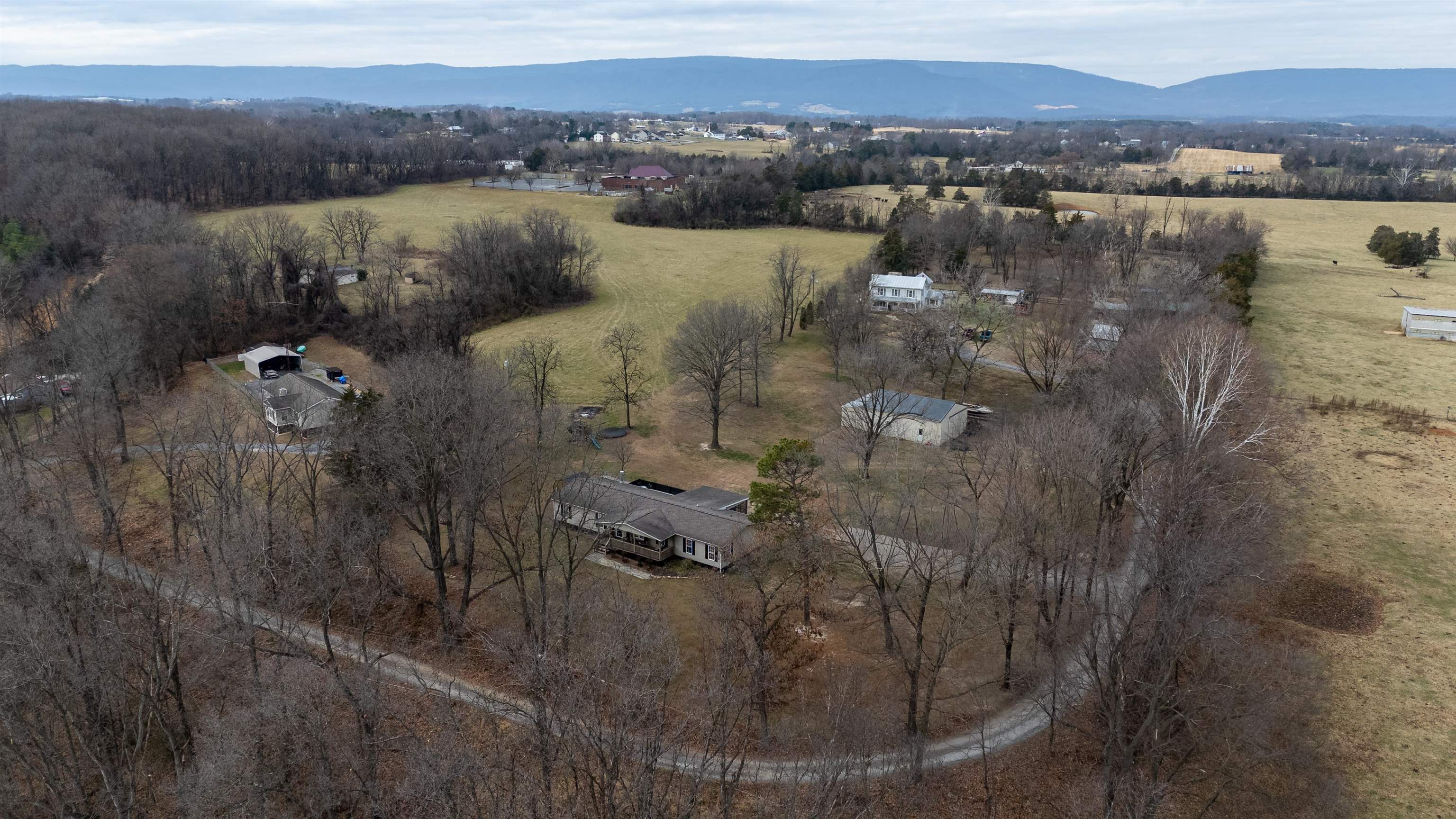 1161 E MAIN ST, STANLEY, Virginia 22851, 4 Bedrooms Bedrooms, ,2 BathroomsBathrooms,Residential,1161 E MAIN ST,671968 MLS # 671968 1161 E MAIN ST, STANLEY, Virginia 22851, 4 Bedrooms Bedrooms, ,2 BathroomsBathrooms,Residential,1161 E MAIN ST,671968 MLS # 671968